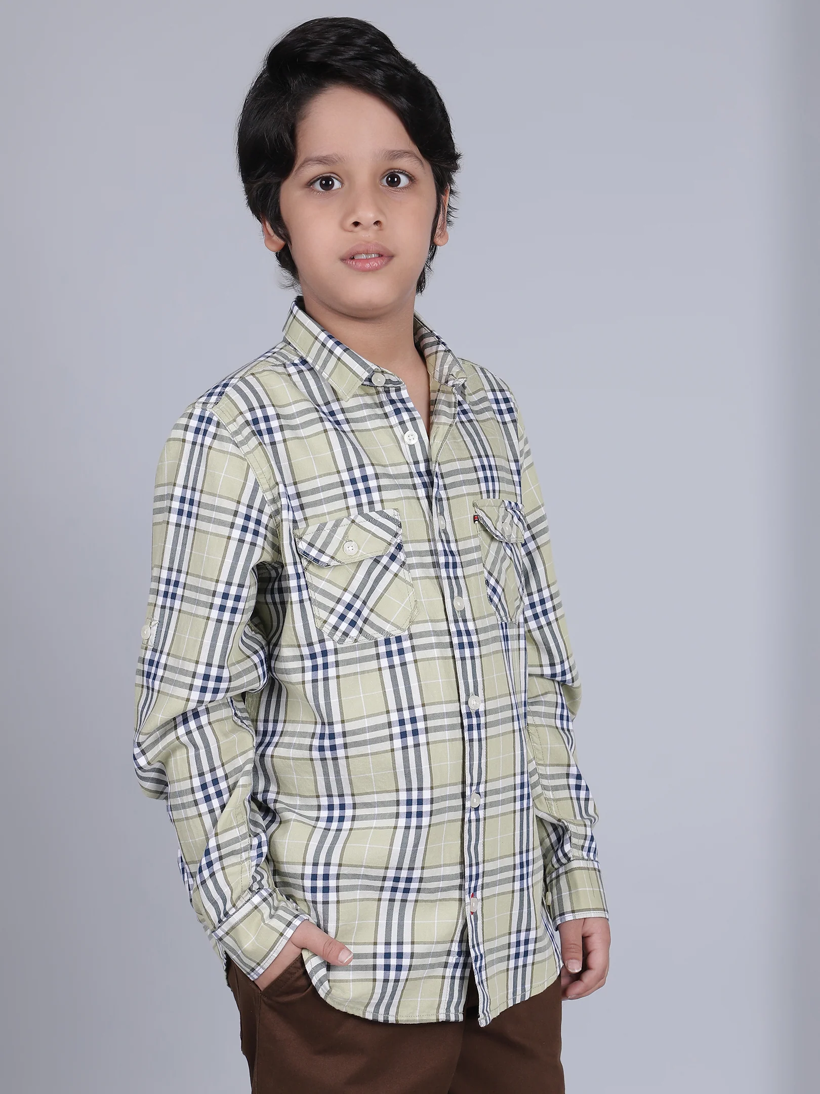 Boys Checkered Green Full Sleeves Spread Collar Casual Shirt - Image 4