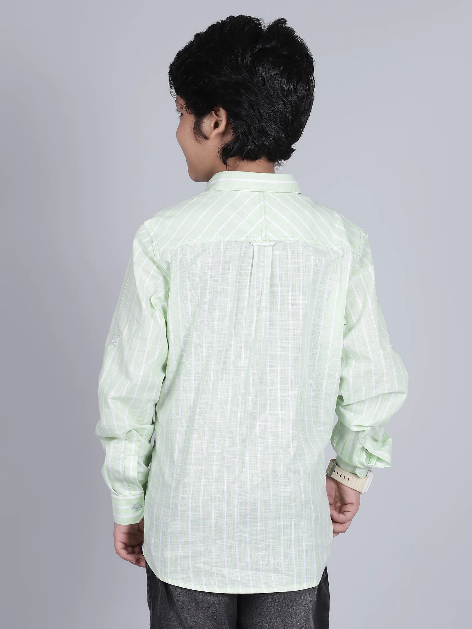 Boys Green Checkered Full Sleeves Spread Collar Casual Shirt - Image 3