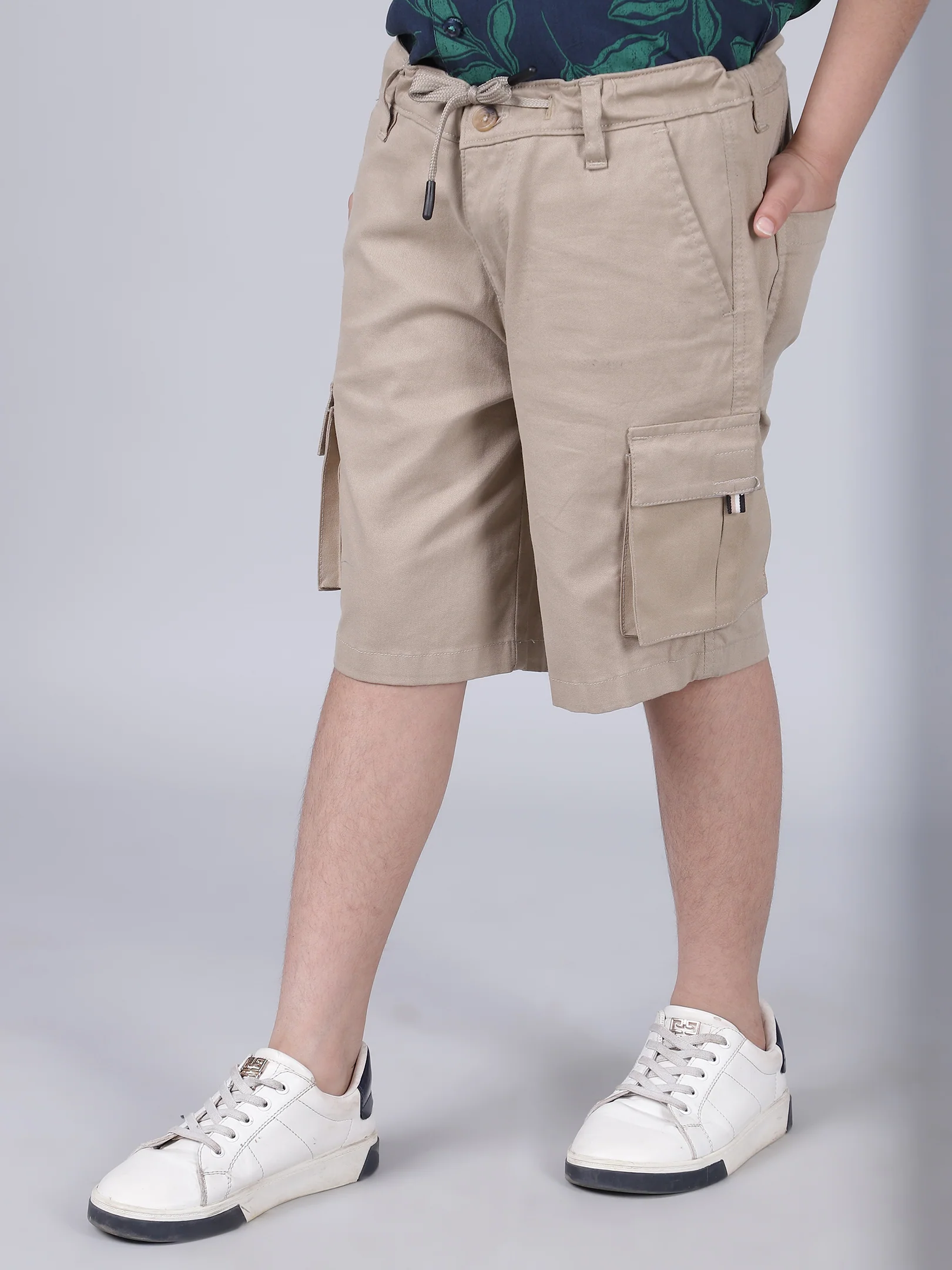 Boys Solid Beige Regular Fit Casual Shorts - Image 3