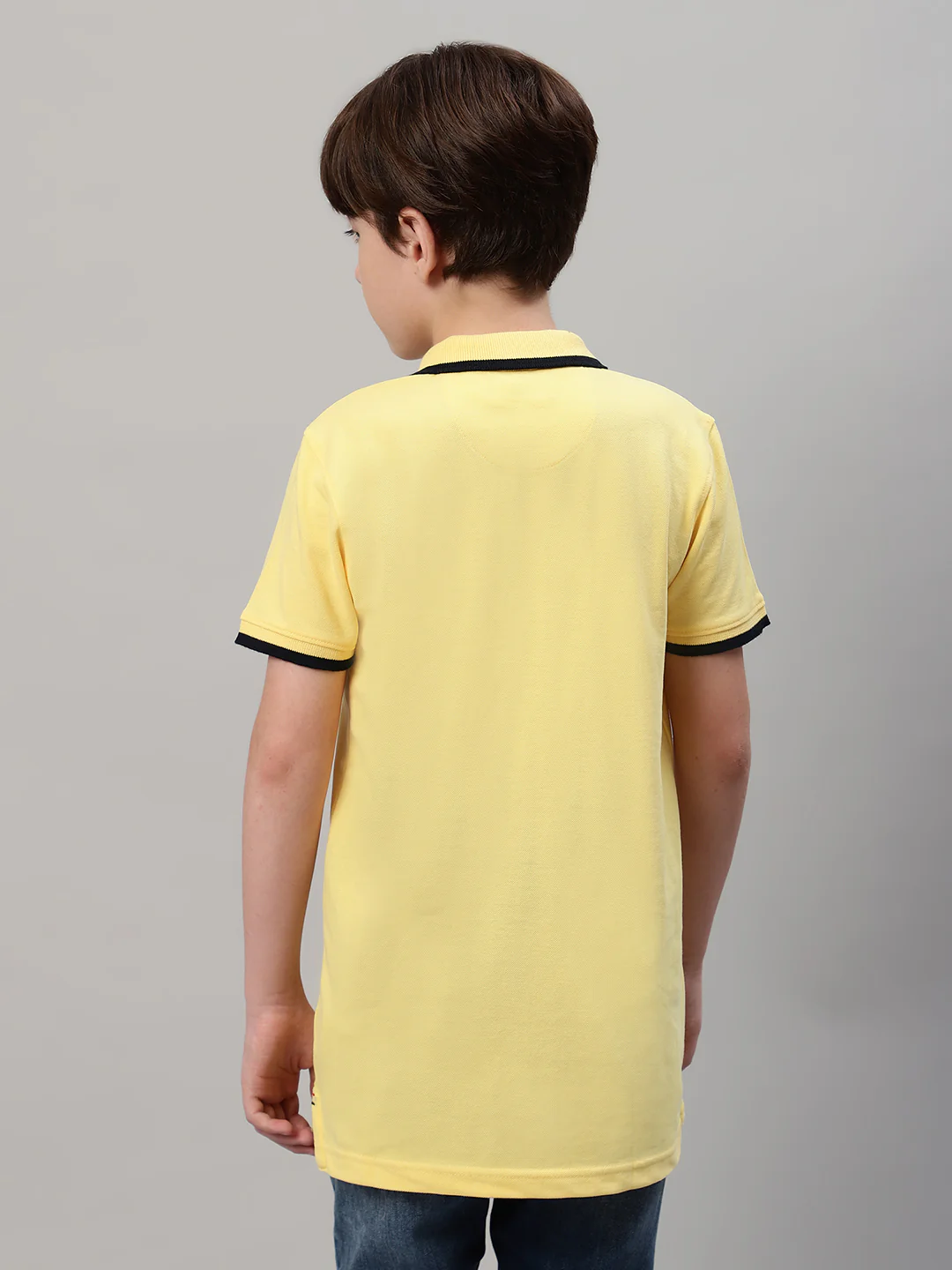 Boy's Yellow Solid T-Shirt - Image 2