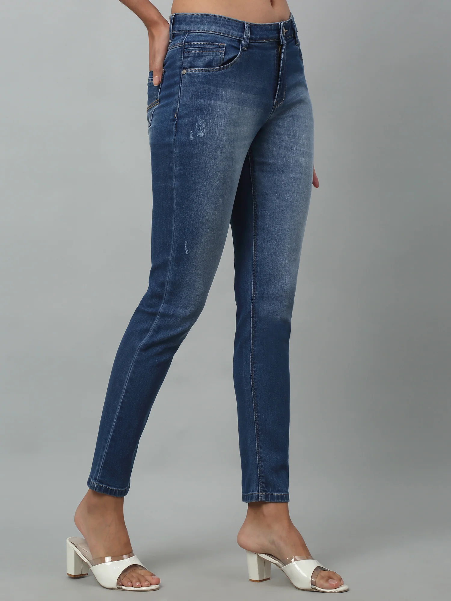 Women's Casual Skinny Fit Mercerised Blue Medium Fade Mid rise Jeans - Image 2