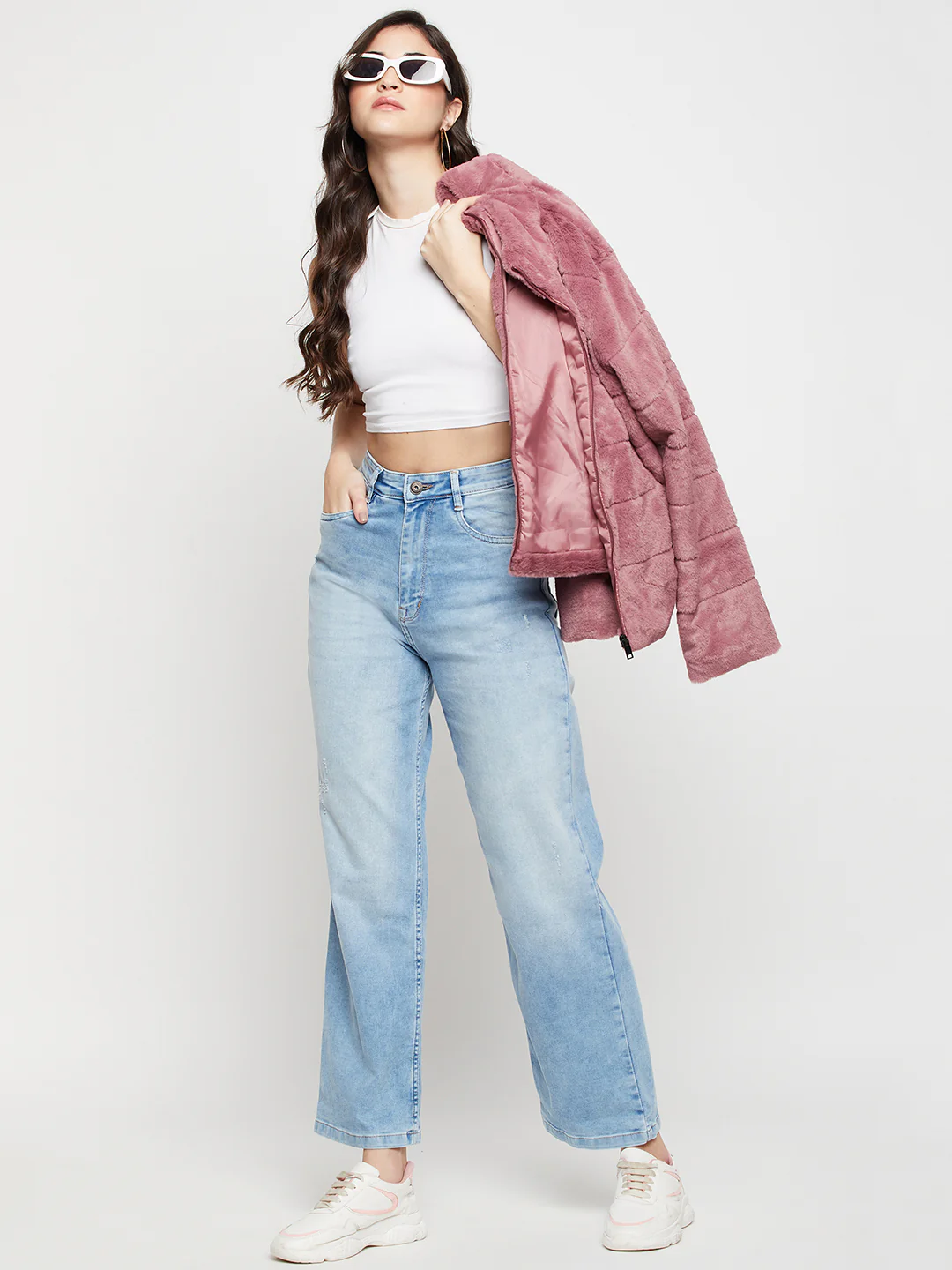 Women's Casual Slim Fit Light Mercerised Blue Heavy Fade High Rise Jeans - Image 2