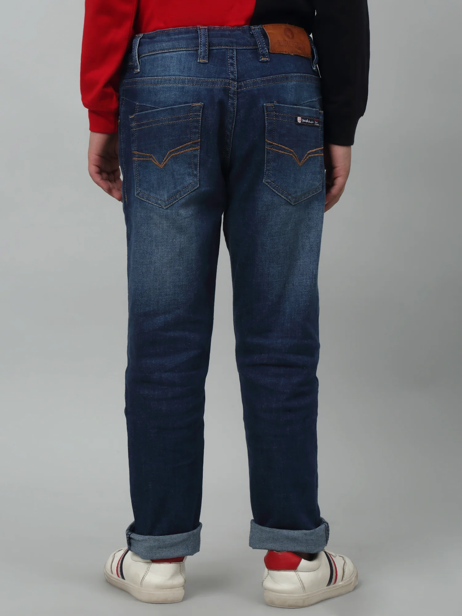 Boys Black Solid Cotton Denim Flat Front Mid Rise Full Length Casual Jeans - Image 4
