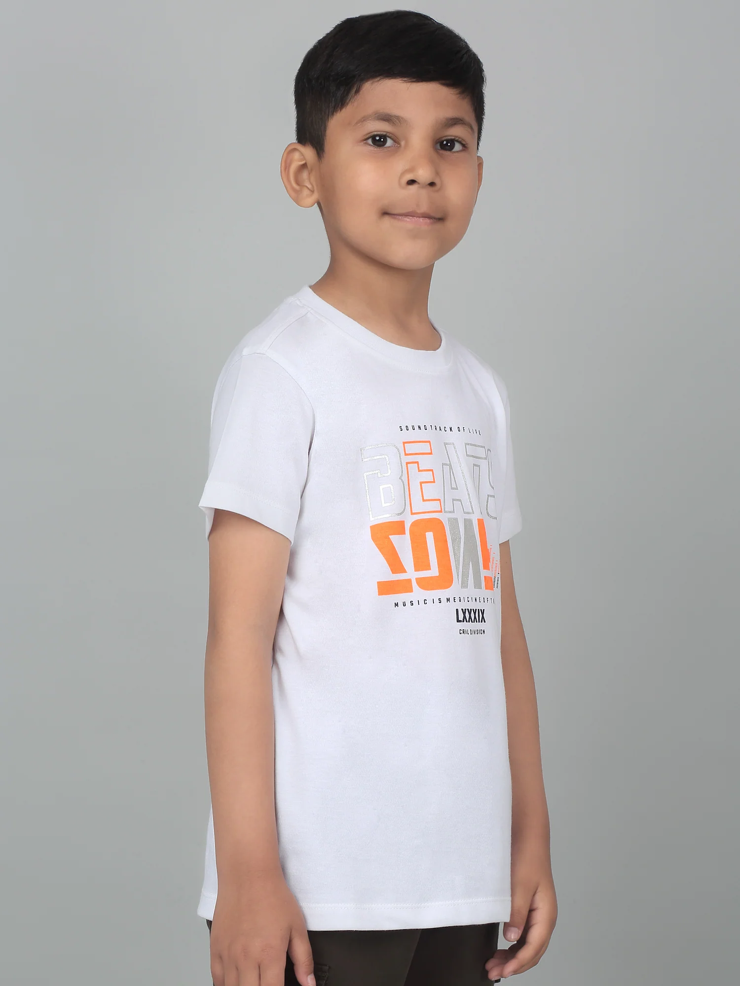 Boys Casual White Half Sleeve  T-Shirt - Image 3