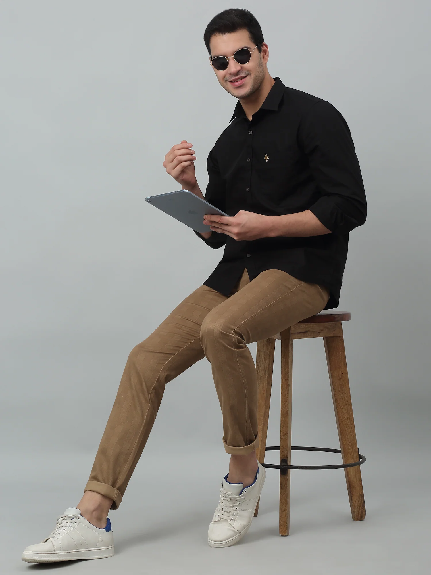Men's Casual Flat front Khaki Checks Trousers - Image 6