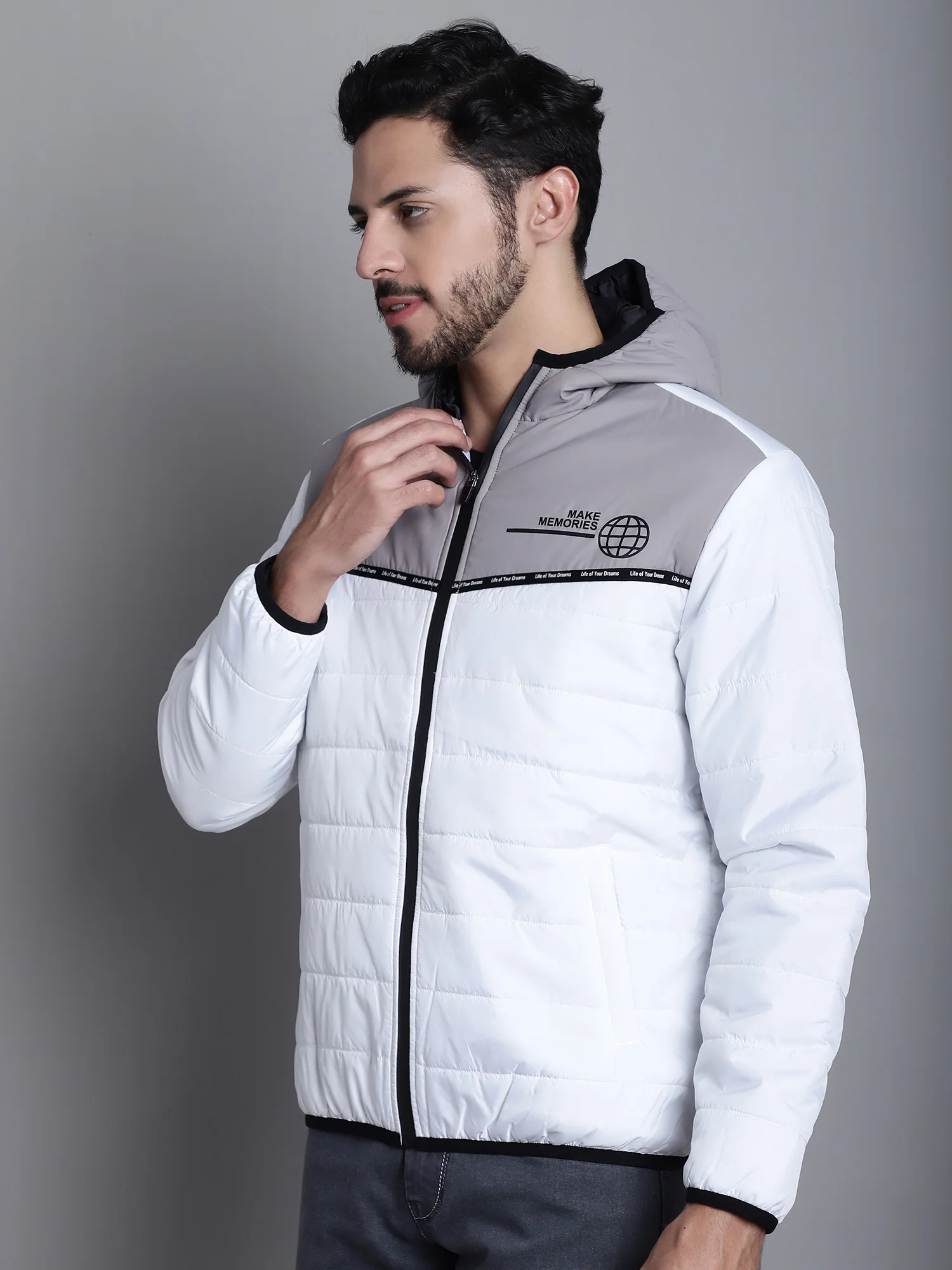 Color Blocked White Full Sleeves Hooded Neck Regular Fit Casual Jacket for Men - Image 3
