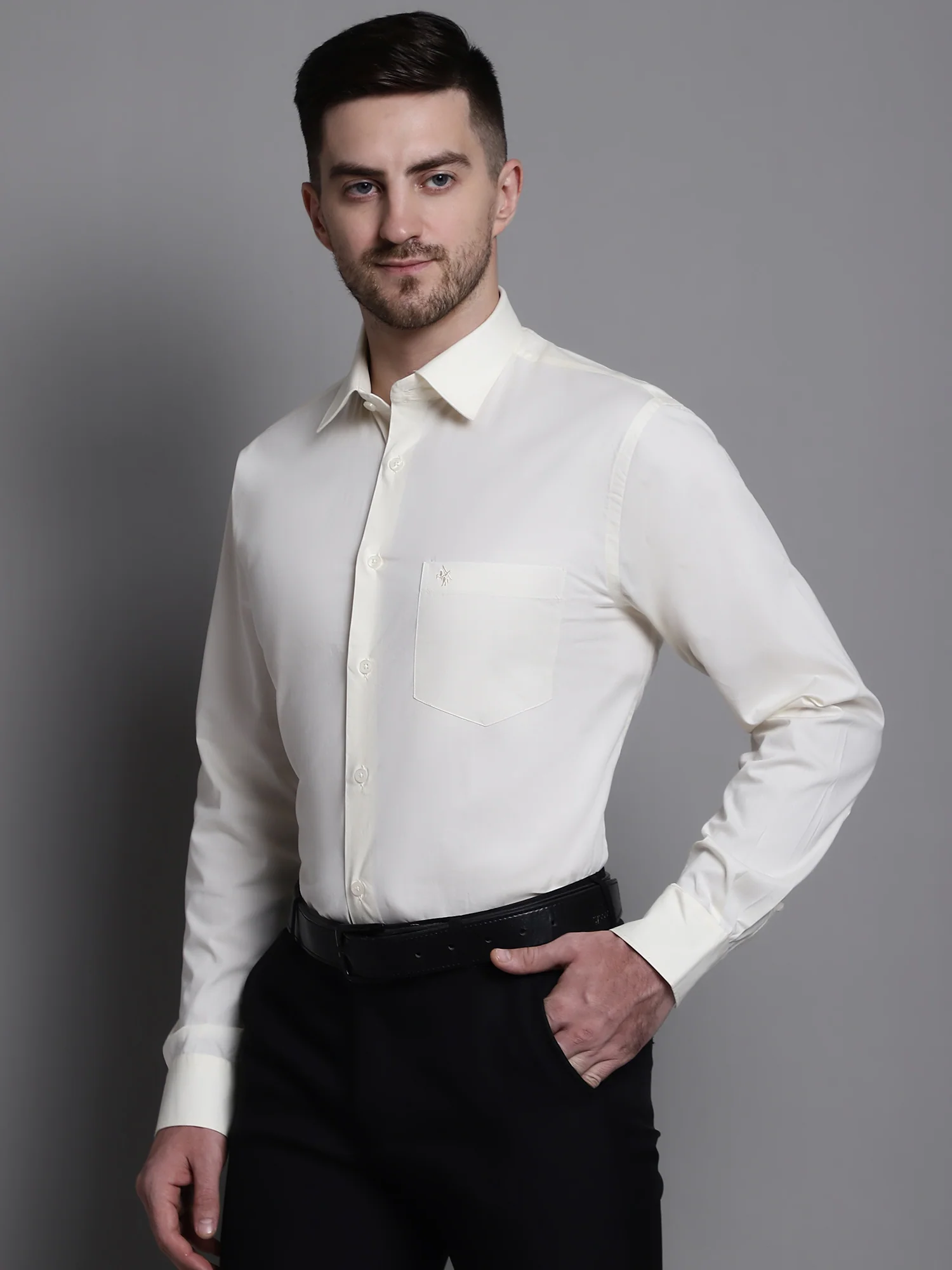 Men's Offwhite Formal Plain Stretch Full Sleeve Shirt - Image 3