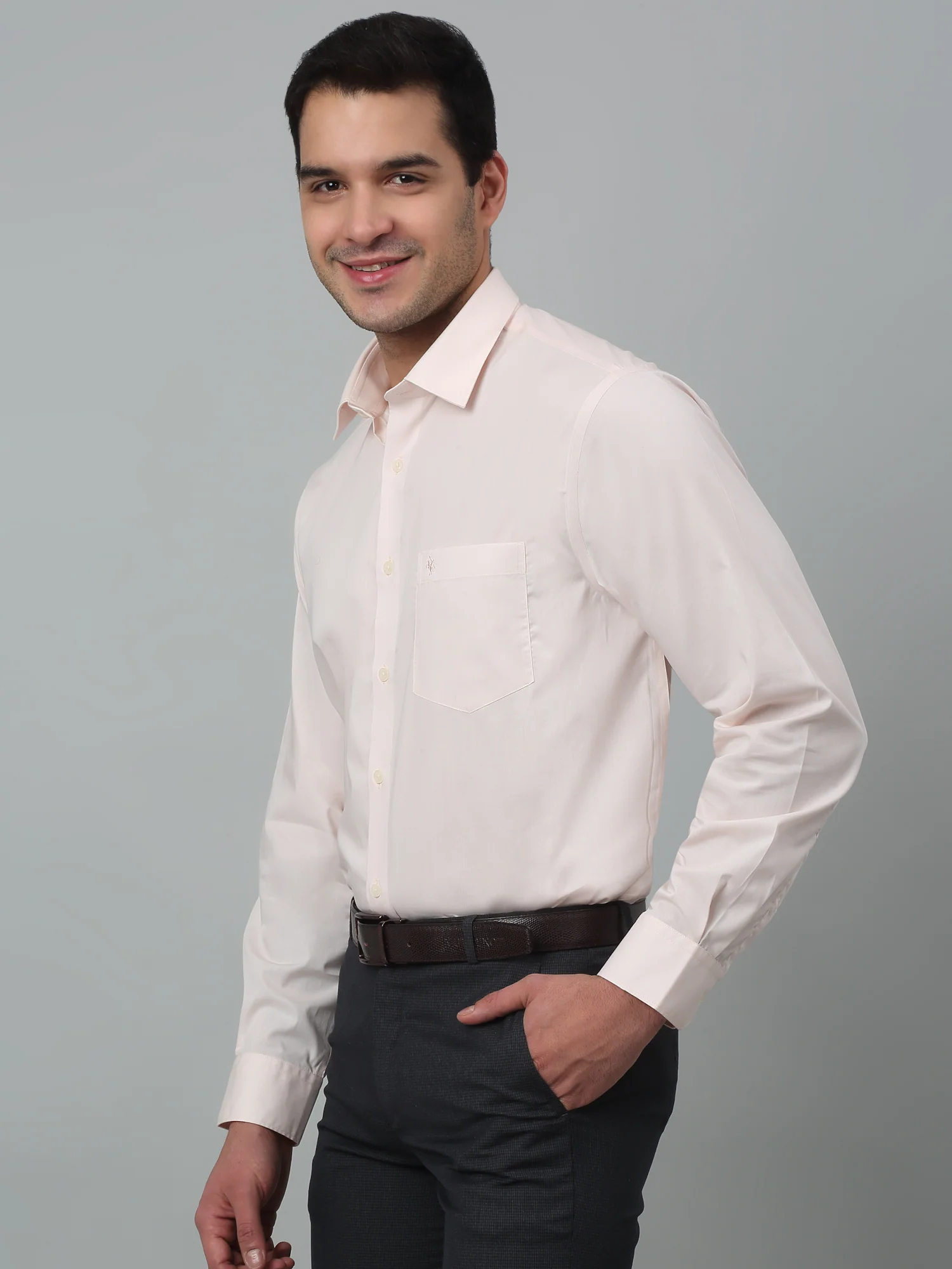 Men's Peach Formal Plain Full Sleeve Shirt - Image 2