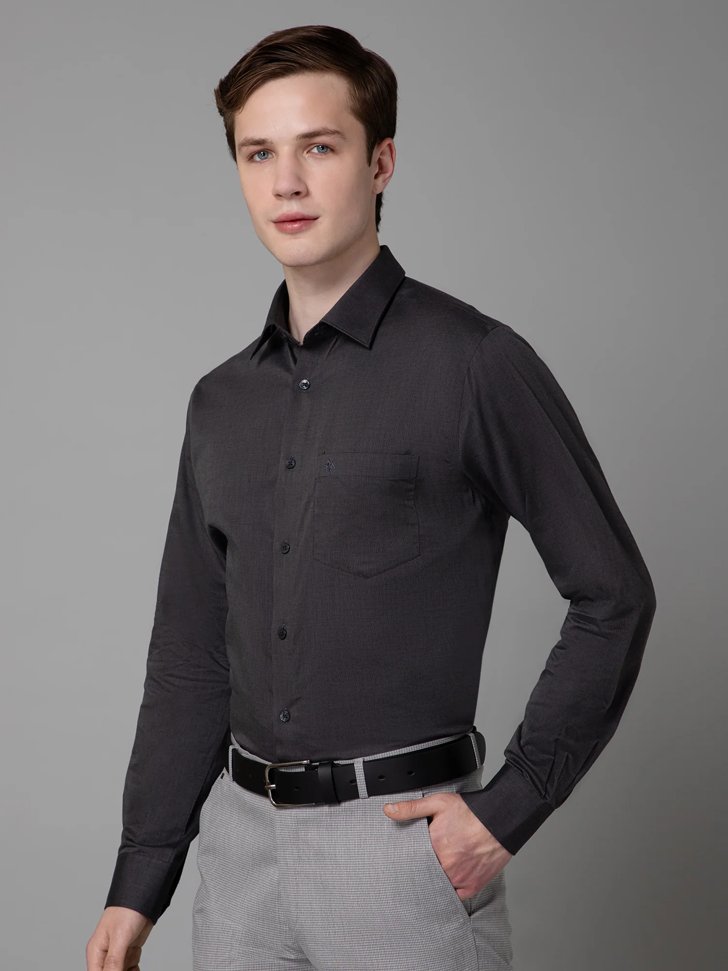 Men's Dark Grey Formal Fil a Fil Plain Full Sleeve Shirt - Image 2