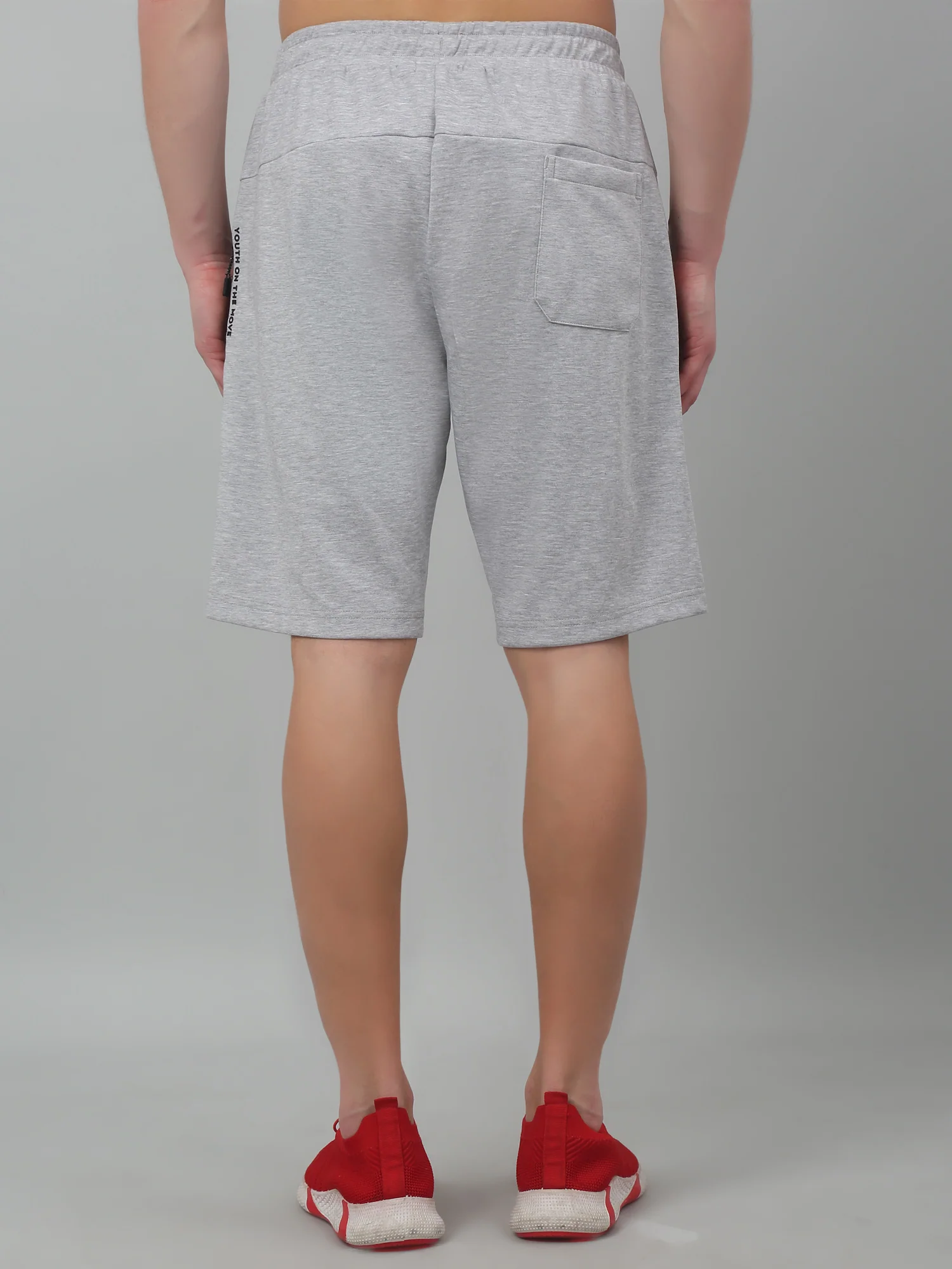 Grey Solid Above Knee Bermuda For Men - Image 2