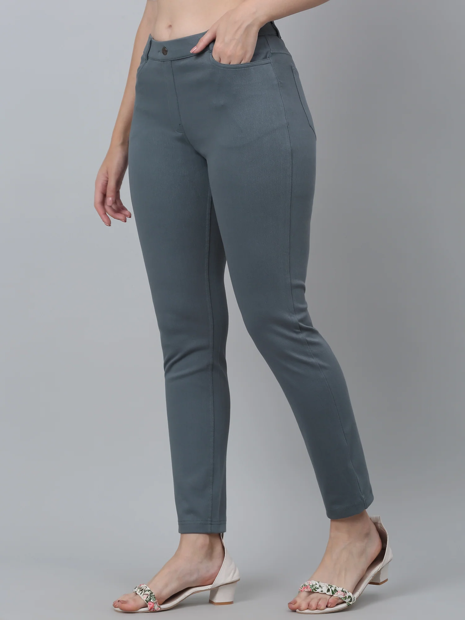 Women's Casual Regular Fit Light Green  Mid rise Leggings - Image 2