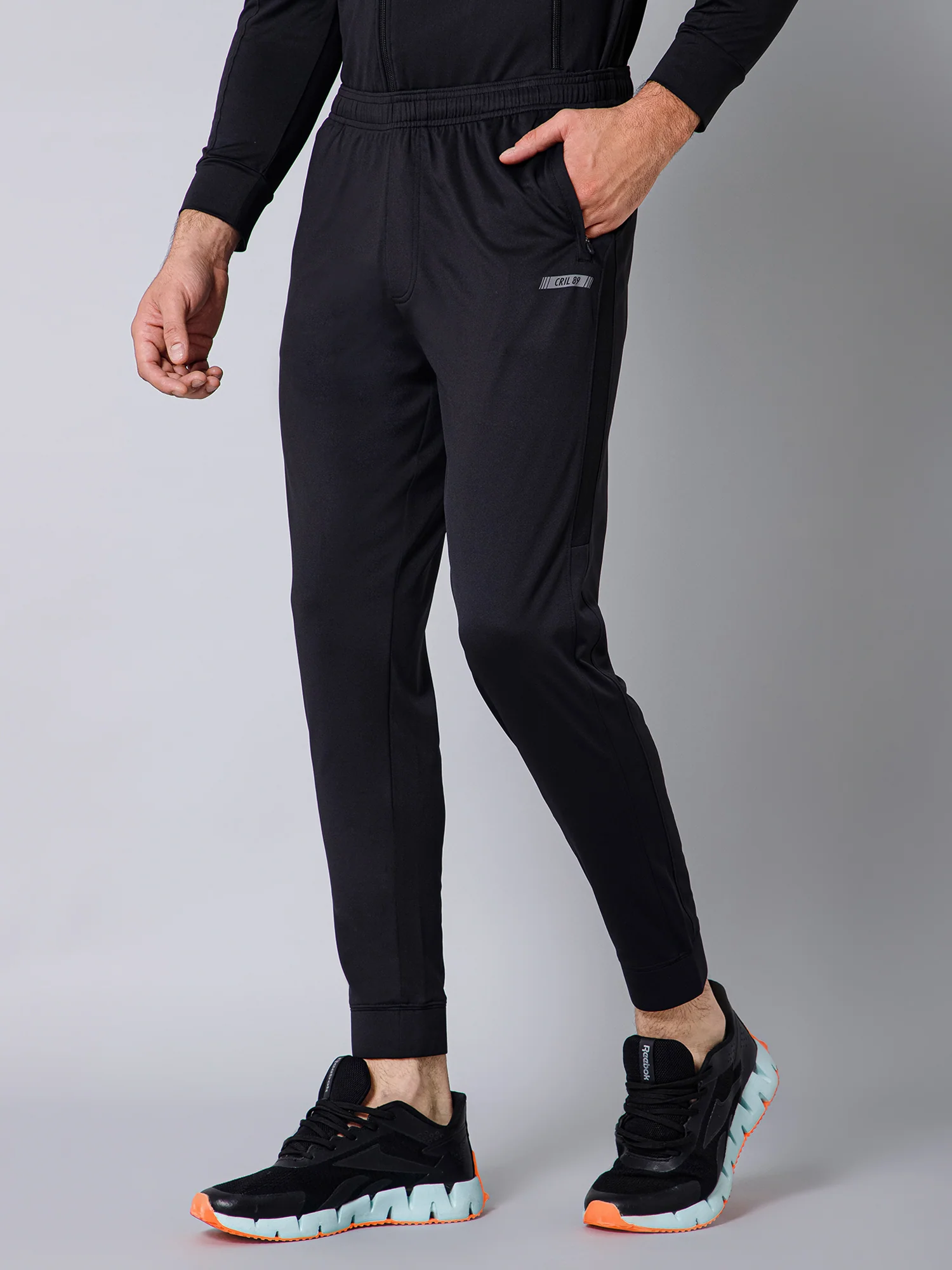 Men Black Solid Full Length Regular Fit Active Wear Track Pant - Image 2