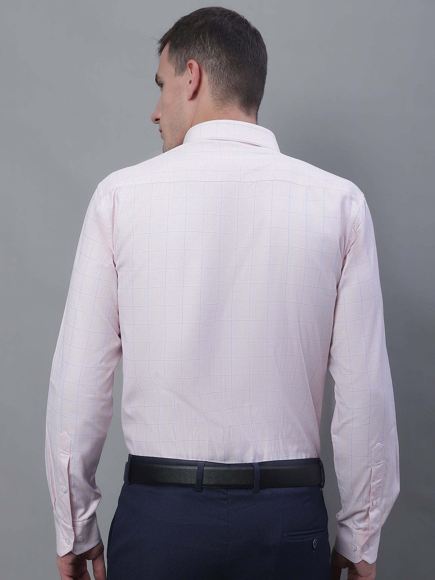 Men's Light Pink Formal Medium Checks Textured Full Sleeve Shirt - Image 2