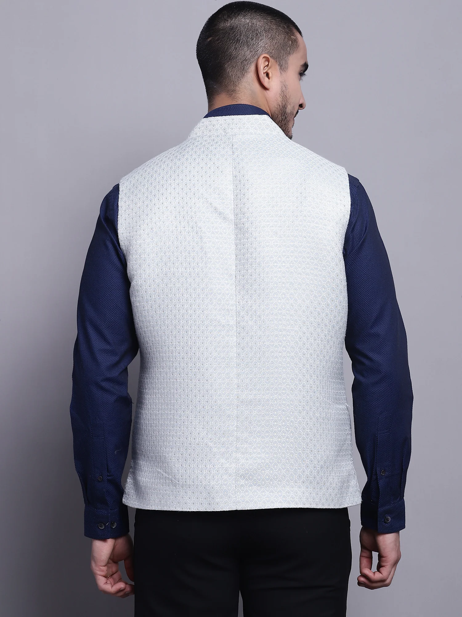 Men Green Waist Coat - Image 2