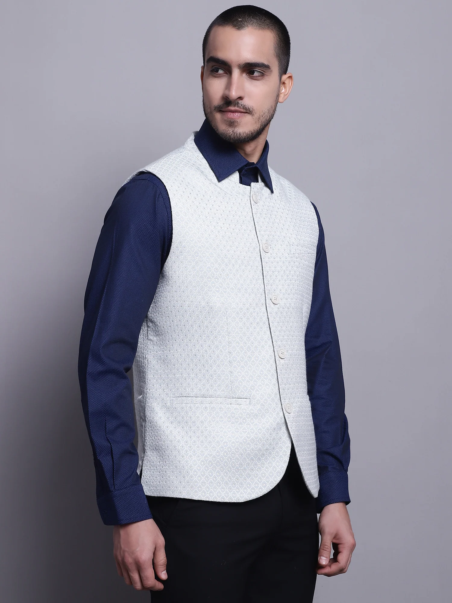 Men Green Waist Coat - Image 4