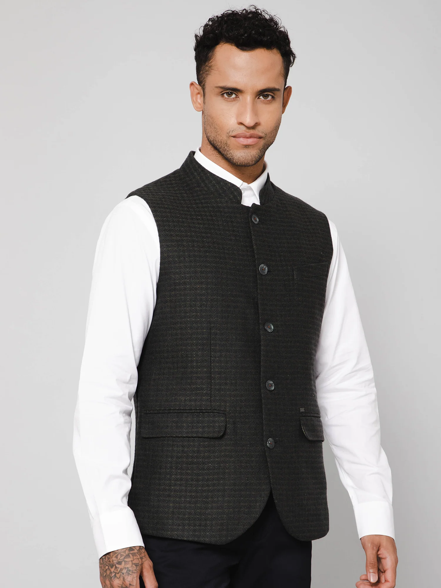 Men Green Waist Coat - Image 2