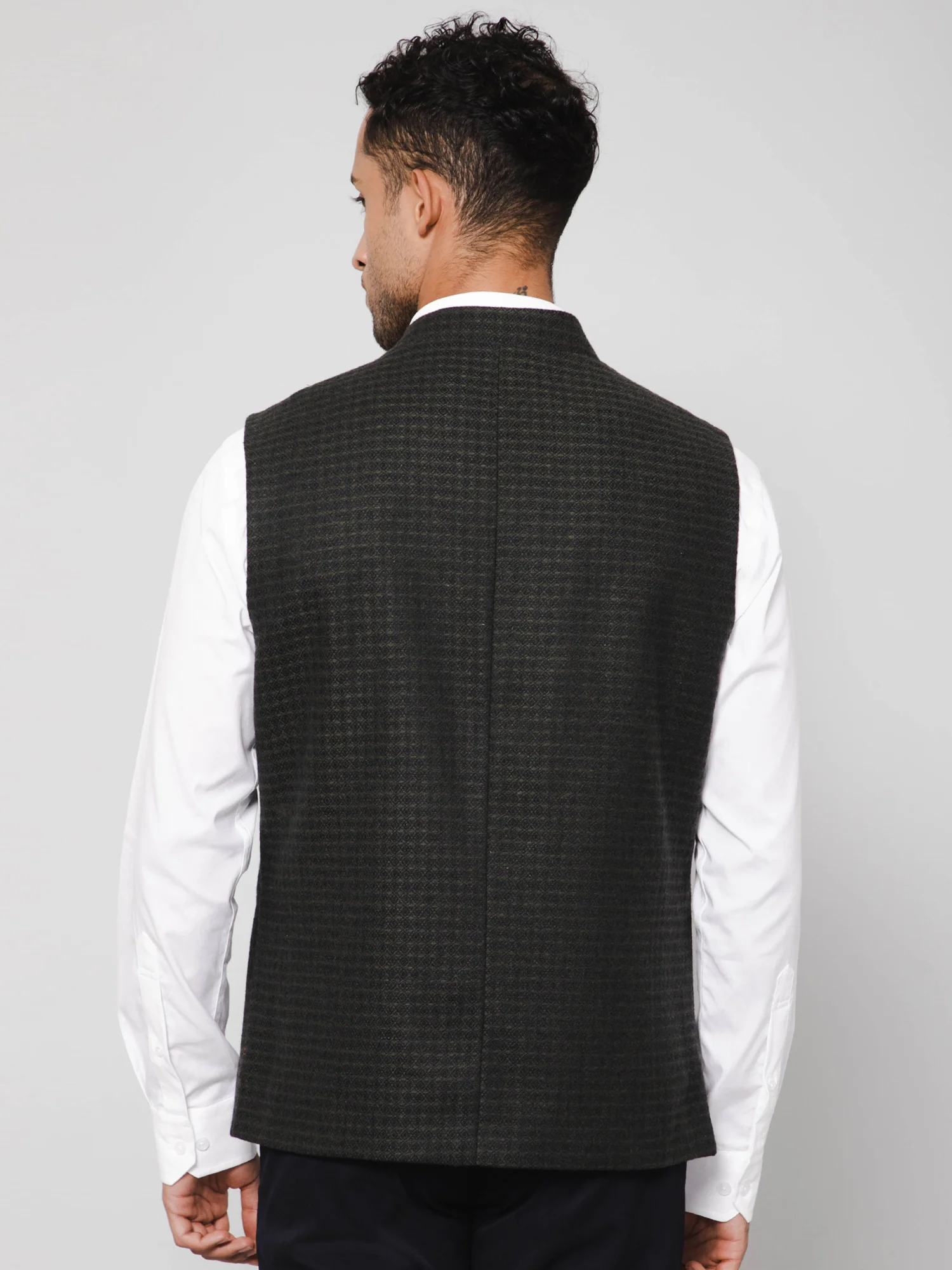 Men Green Waist Coat - Image 4