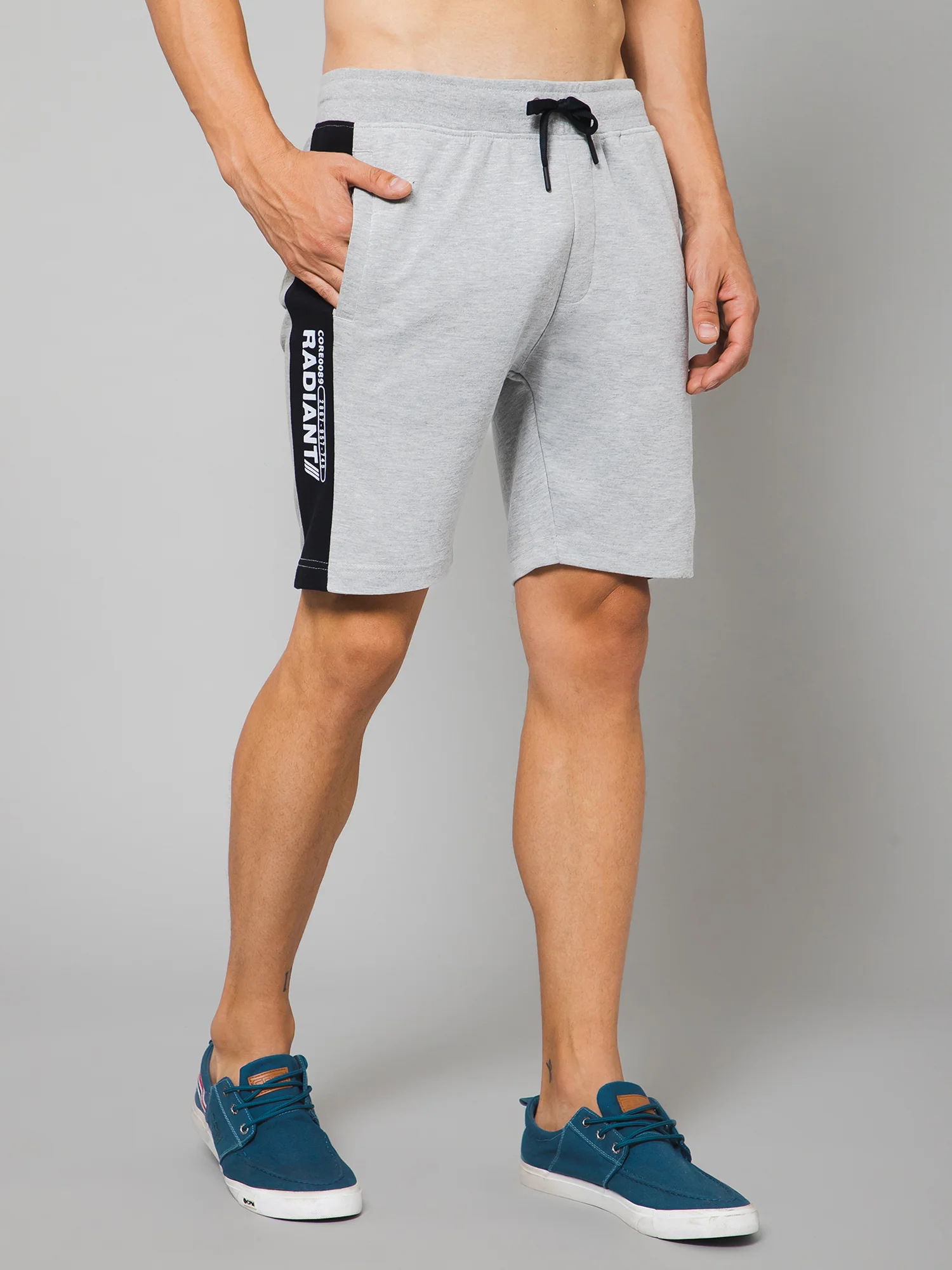 Men Grey Melange Bermuda - Image 3