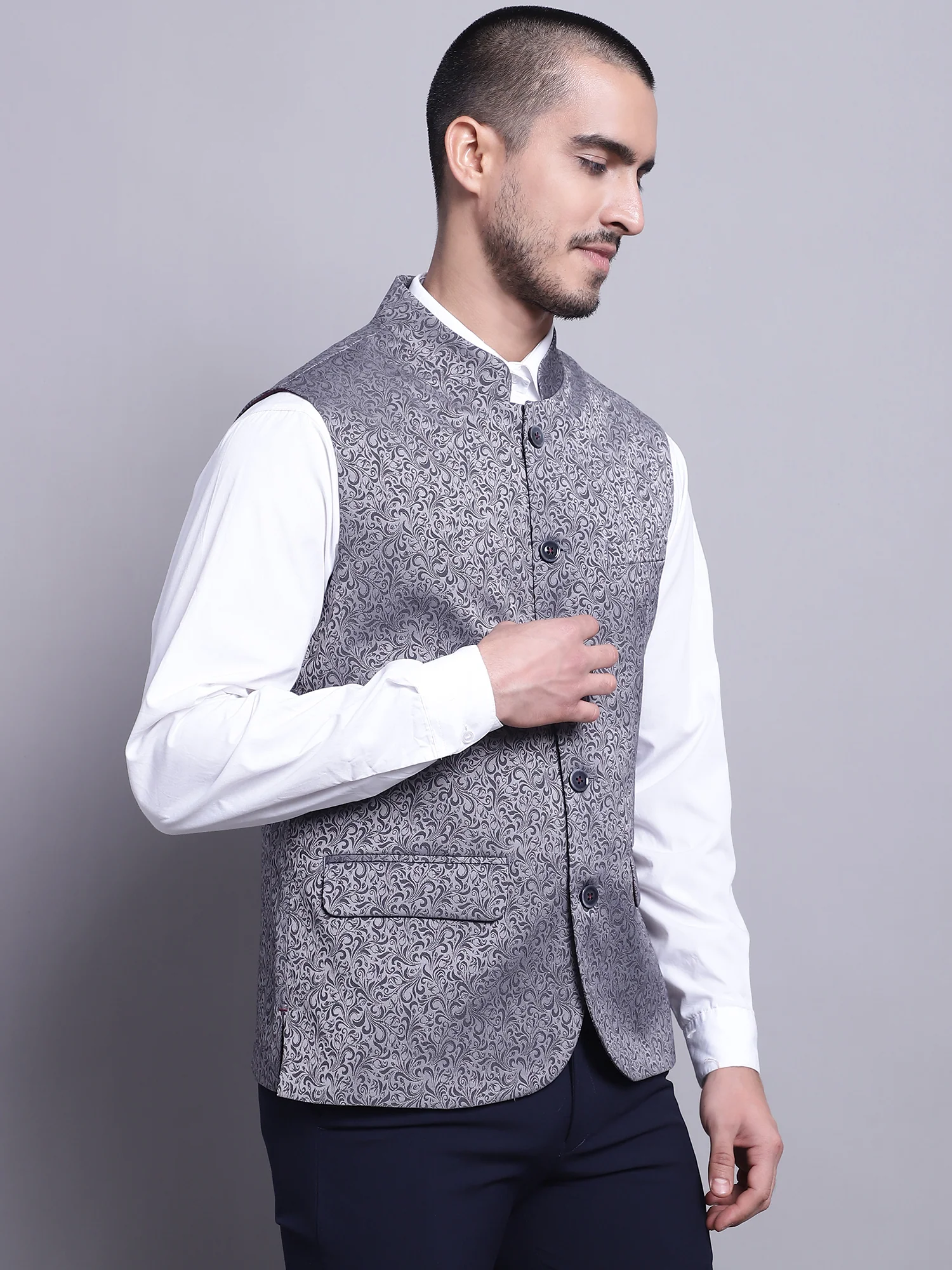Men Grey Waist Coat - Image 4