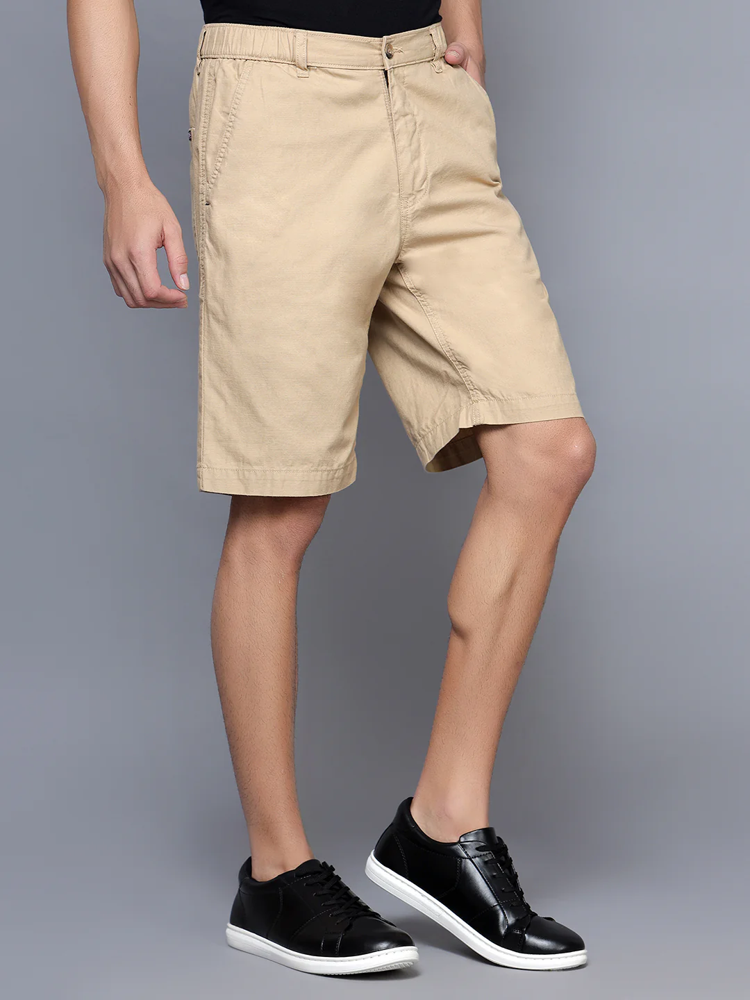 Men Khaki Shorts - Image 4