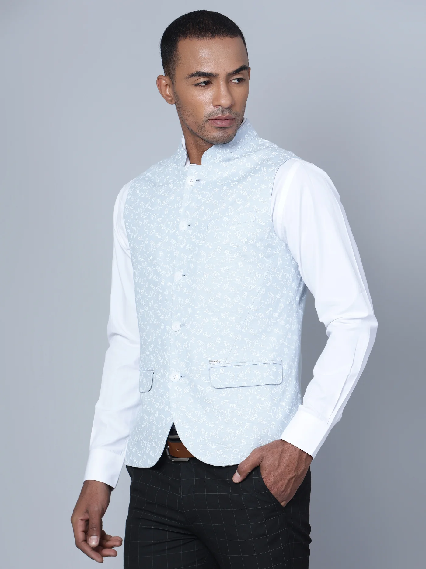 Men Light Grey Waist Coat - Image 3