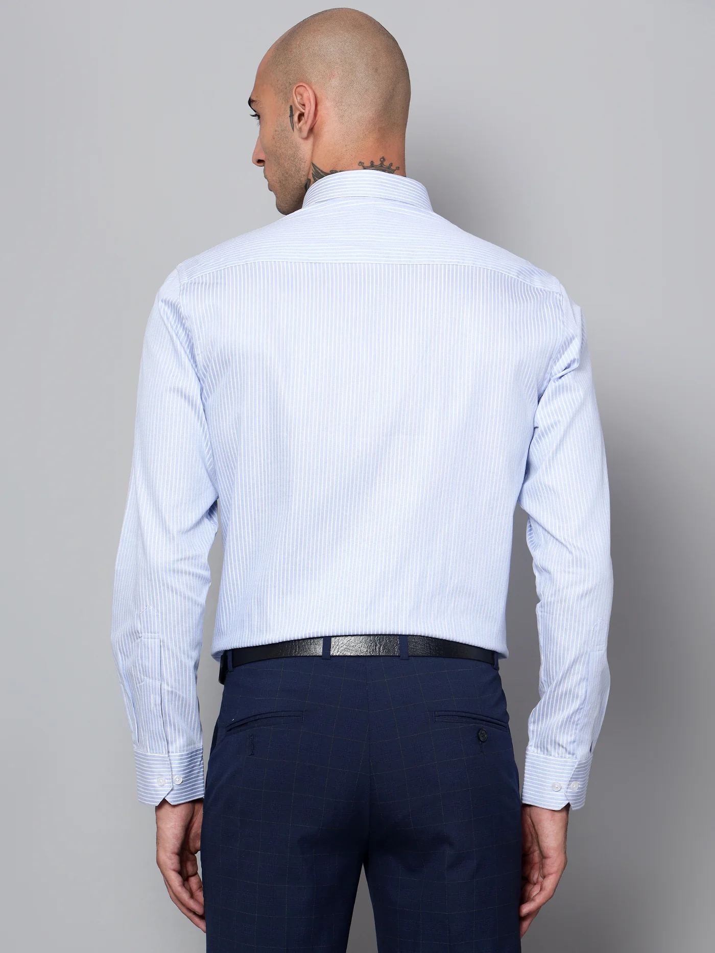 Men's Sky Blue Formal Thin Stripe Full Sleeve Shirt - Image 4