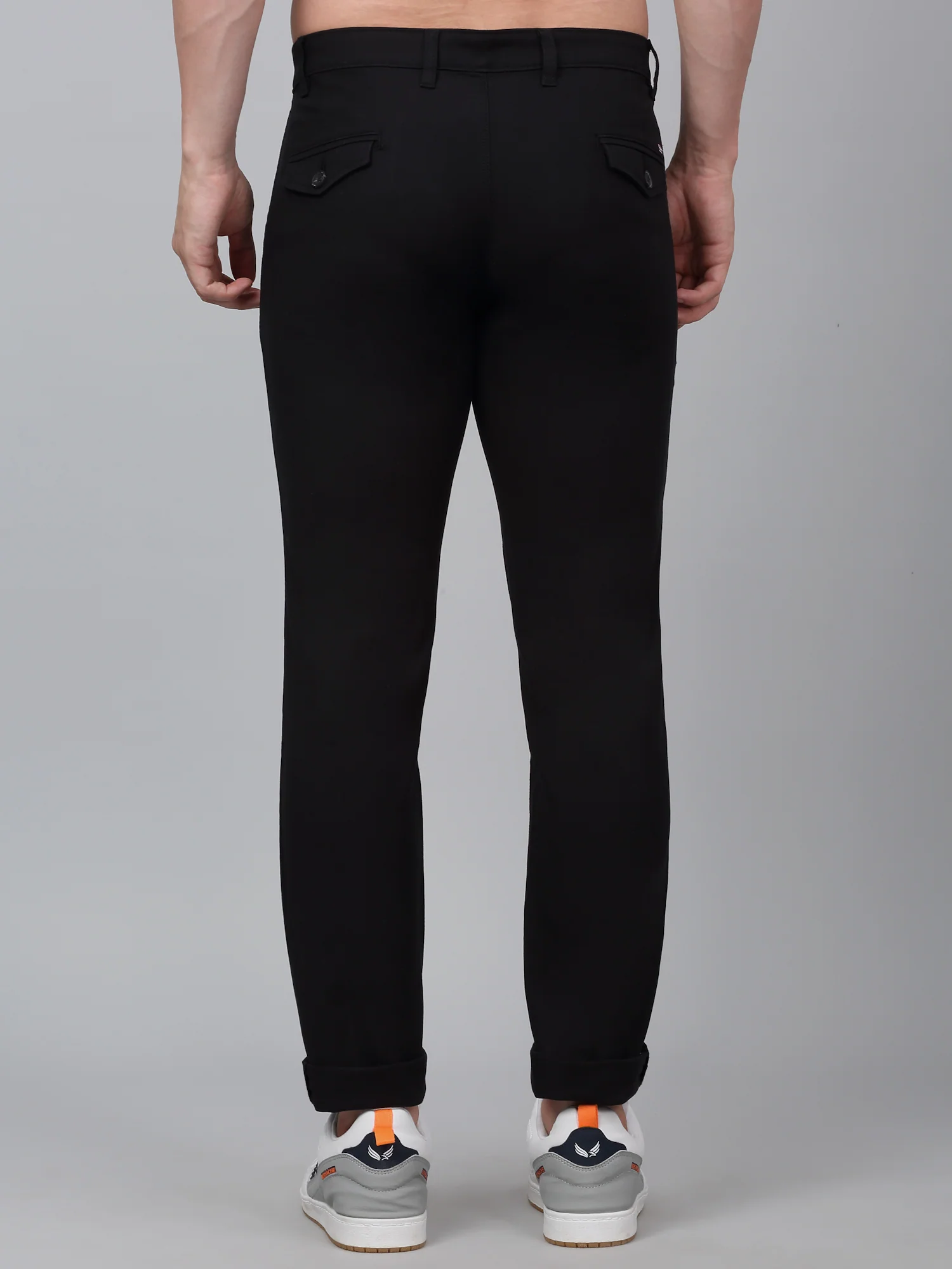 Men's Black Solid Non-Pleated Stretchable Casual Trouser - Image 2