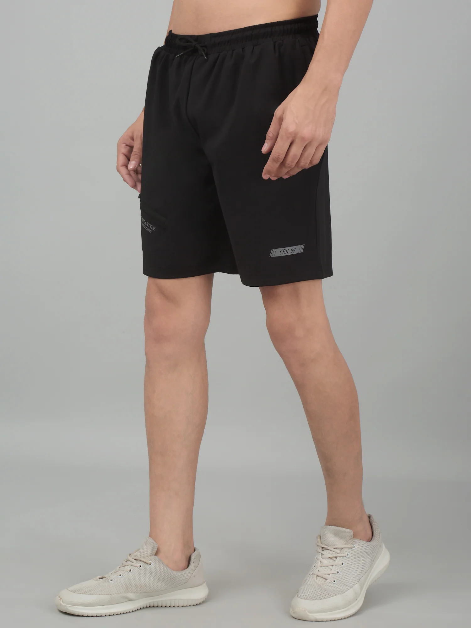 Men's Black Solid Stretchable Activewear Shorts - Image 3
