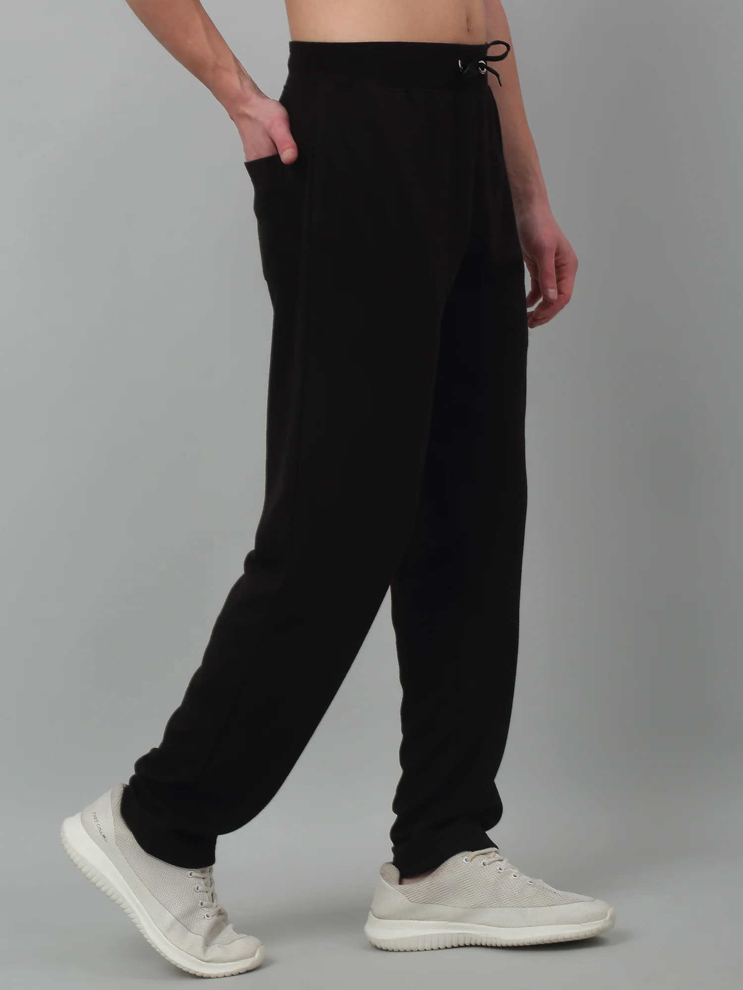 Men's Black Summer Solid Drawstring Casual Track Pant - Image 3