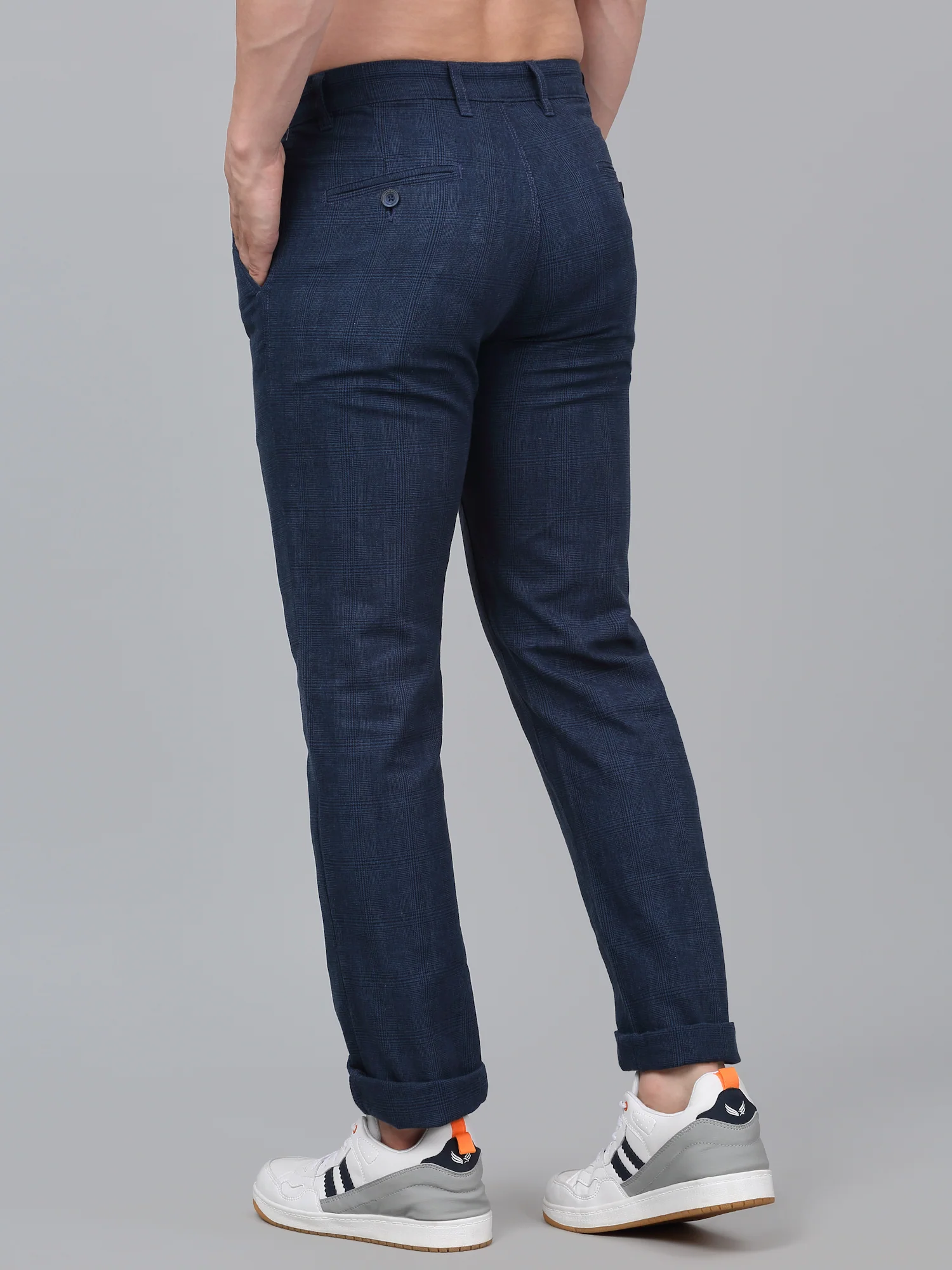 Men's Blue Checkered Non-Pleated Casual Trouser - Image 2