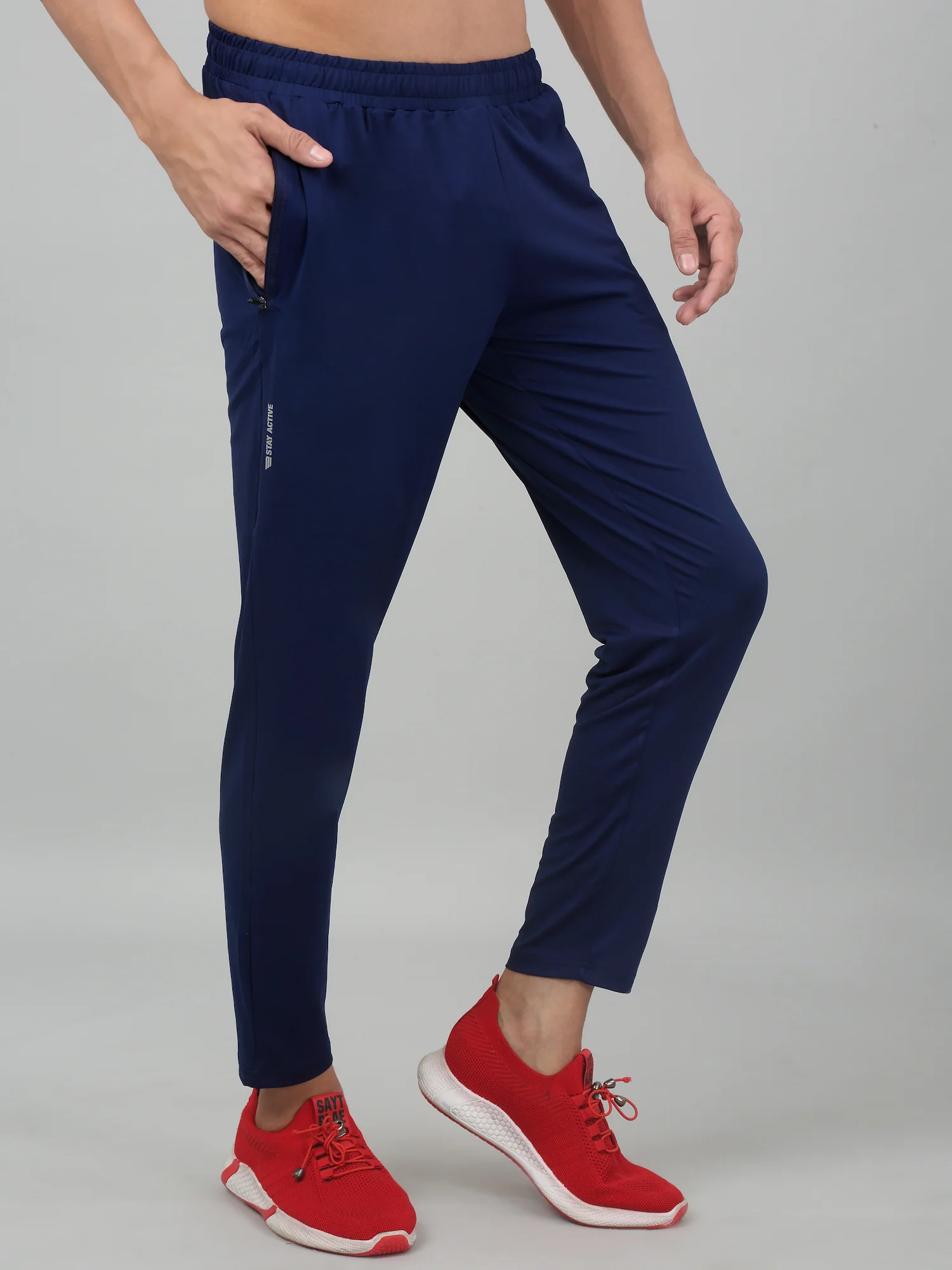 Men's Blue Solid Stretchable Active Wear Track Pant - Image 4