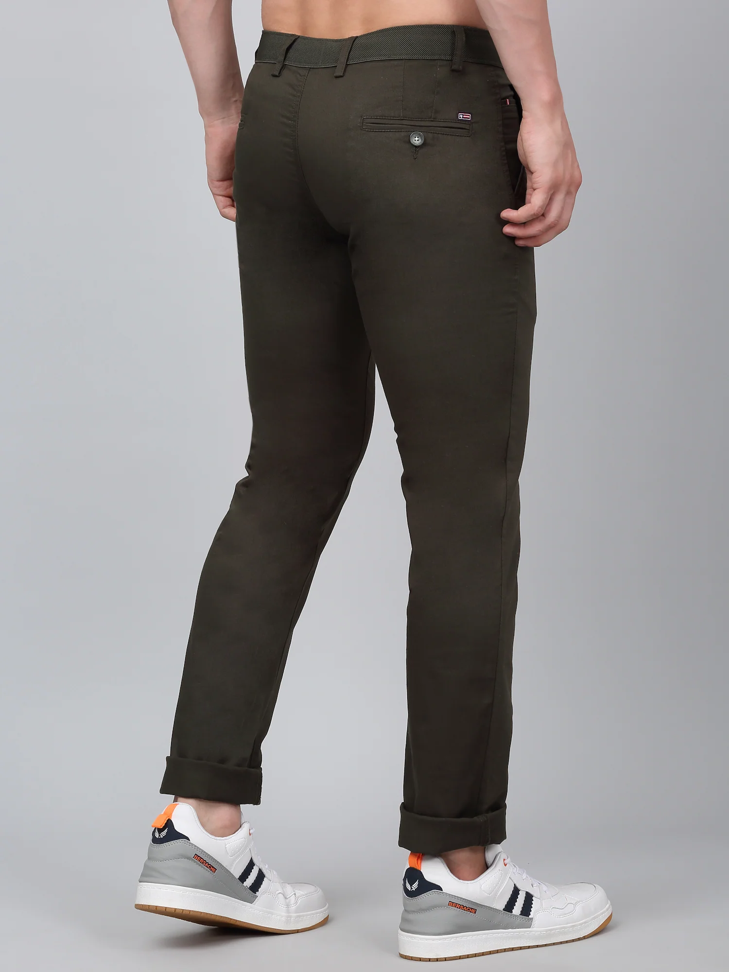 Men's Dark Green Self-Design Non-Pleated Stretchable Casual Trouser - Image 2