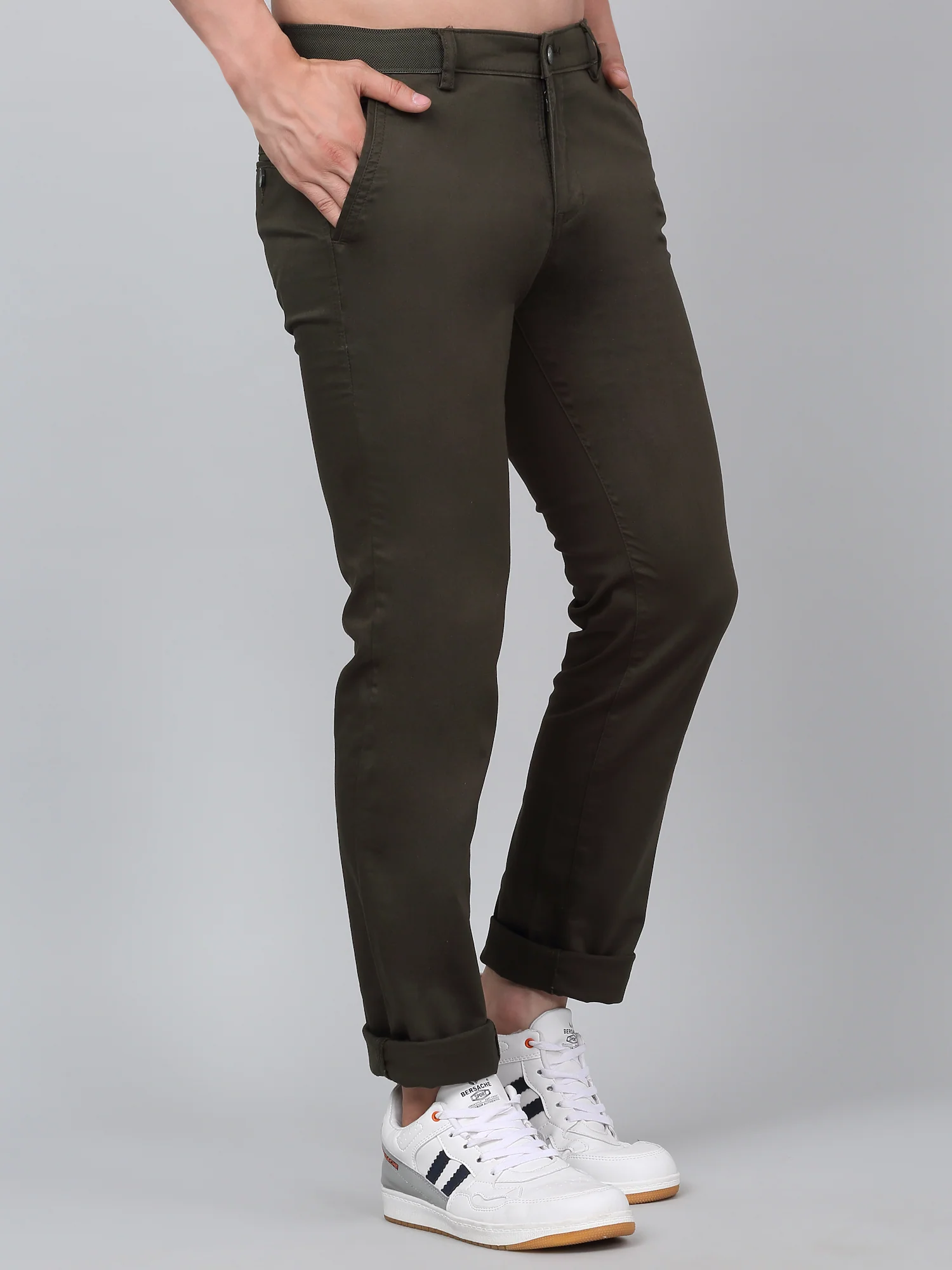 Men's Dark Green Self-Design Non-Pleated Stretchable Casual Trouser - Image 3