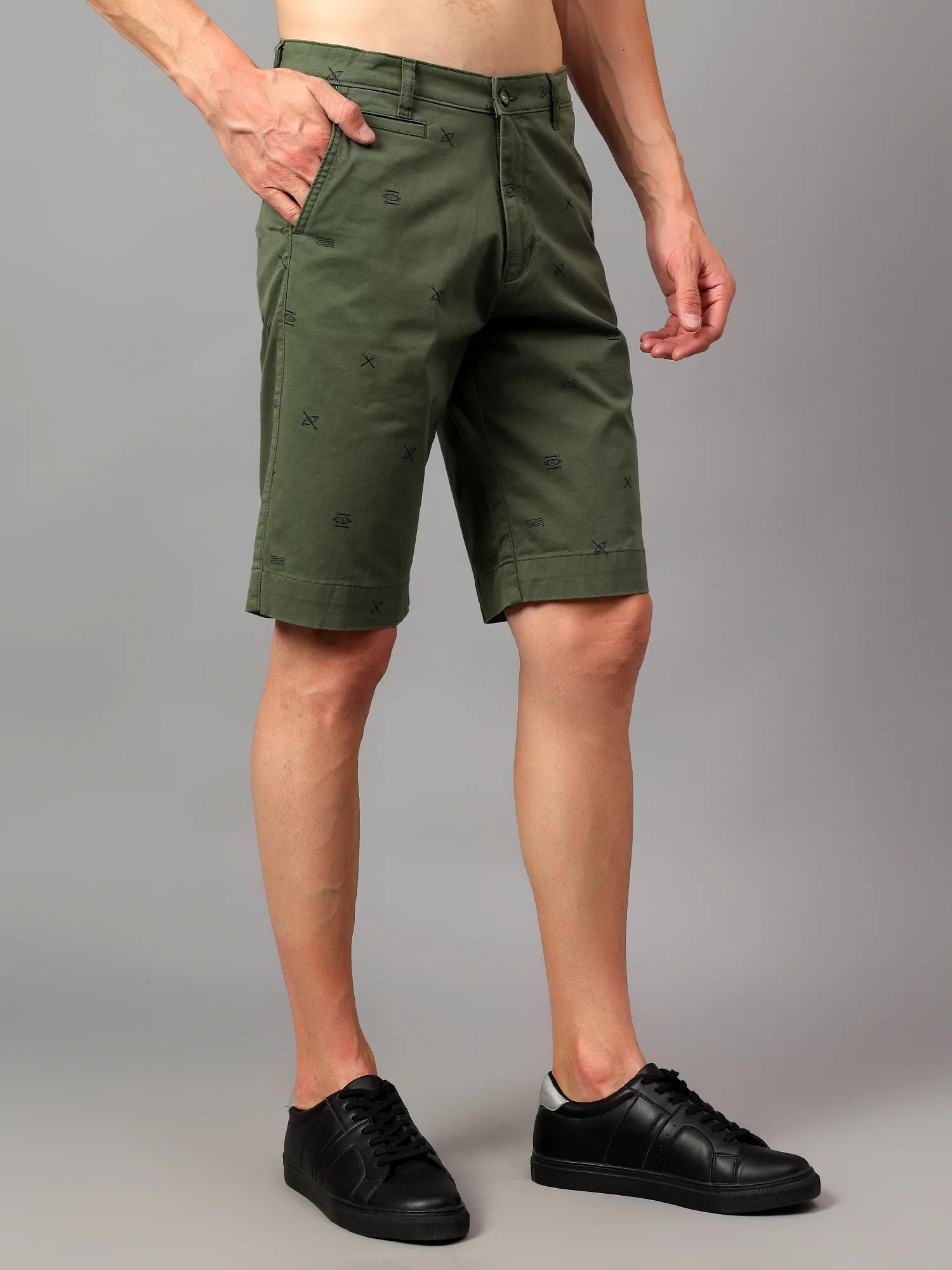 Men's Green Printed Above Knee Bermuda - Image 3