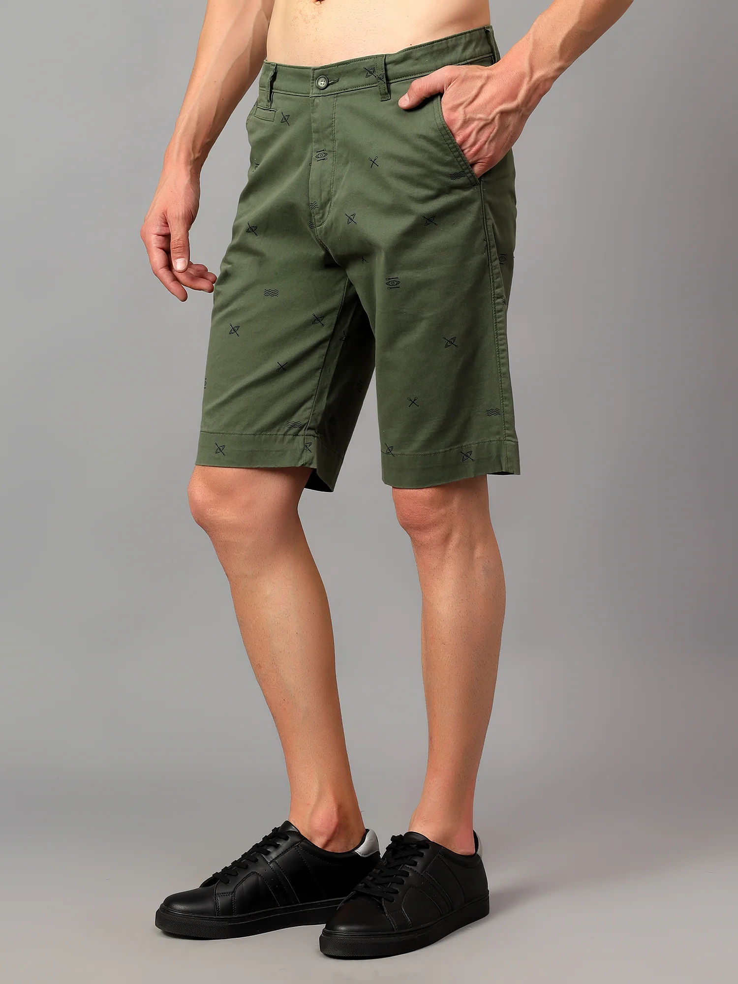 Men's Green Printed Above Knee Bermuda - Image 4