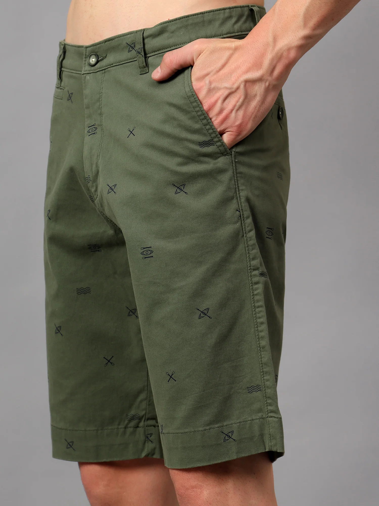 Men's Green Printed Above Knee Bermuda - Image 5