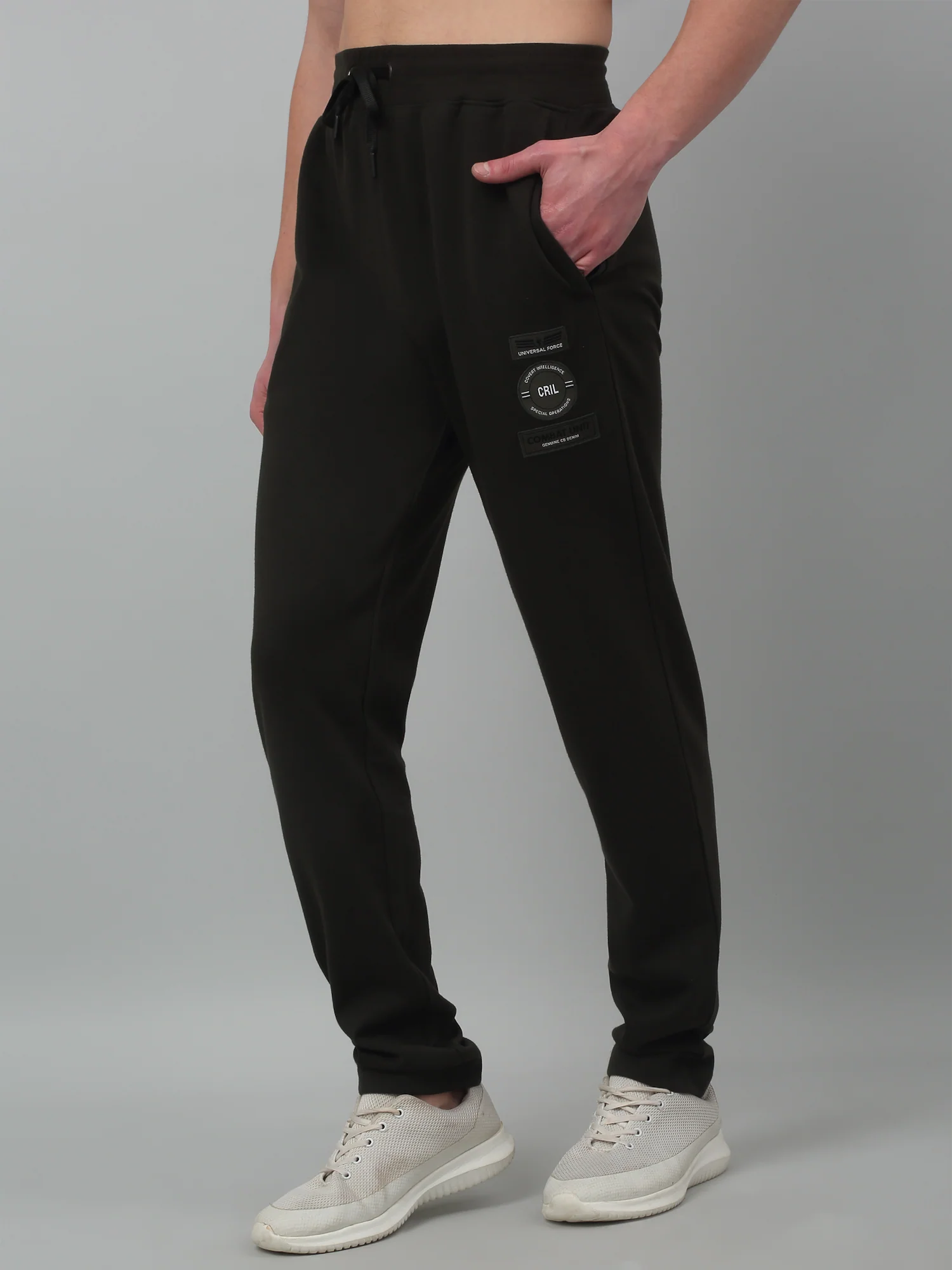 Men's Green Summer Solid Drawstring Casual Track Pant - Image 4