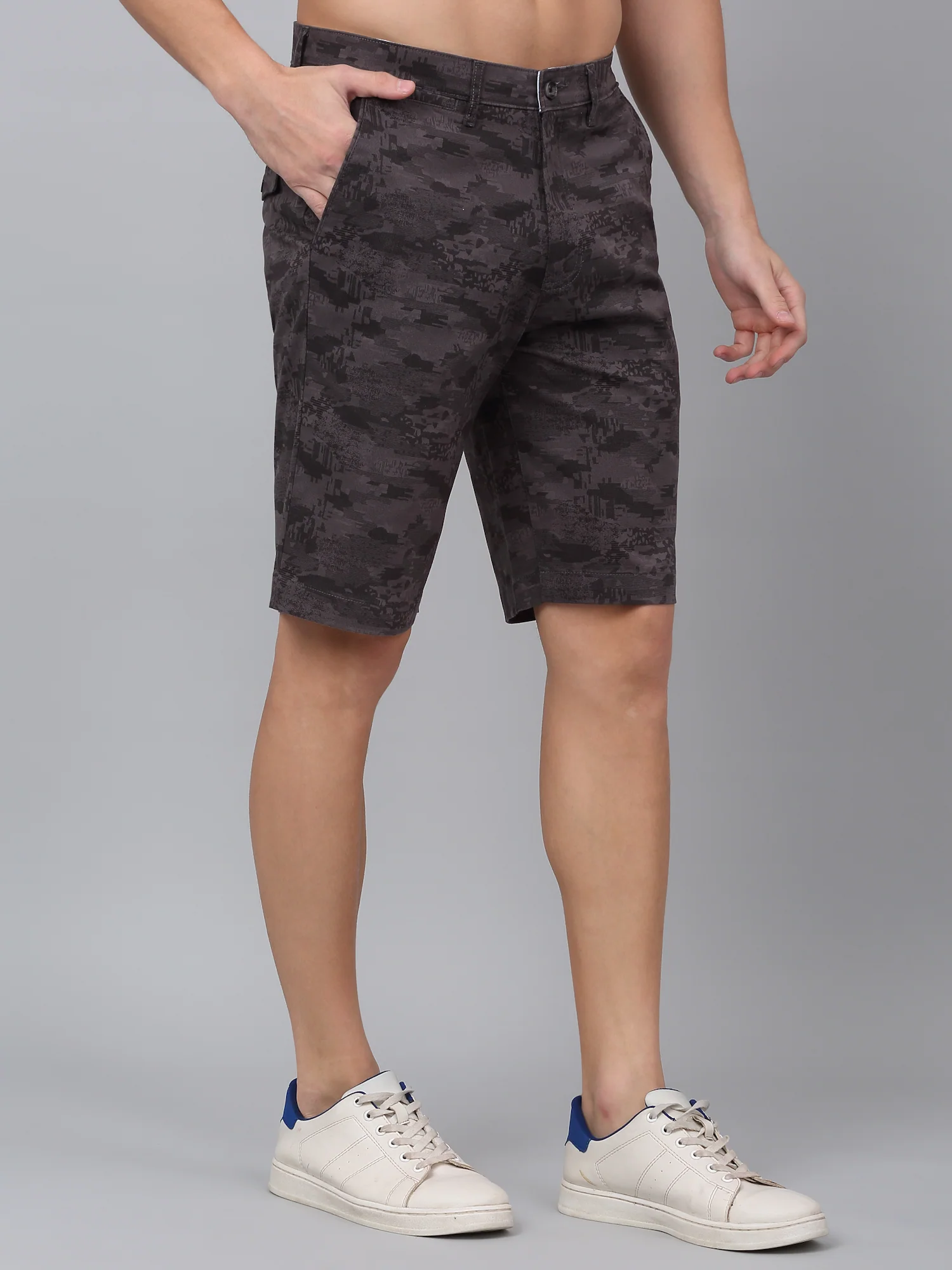 Men's Grey Camouflage Printed Bermuda - Image 4