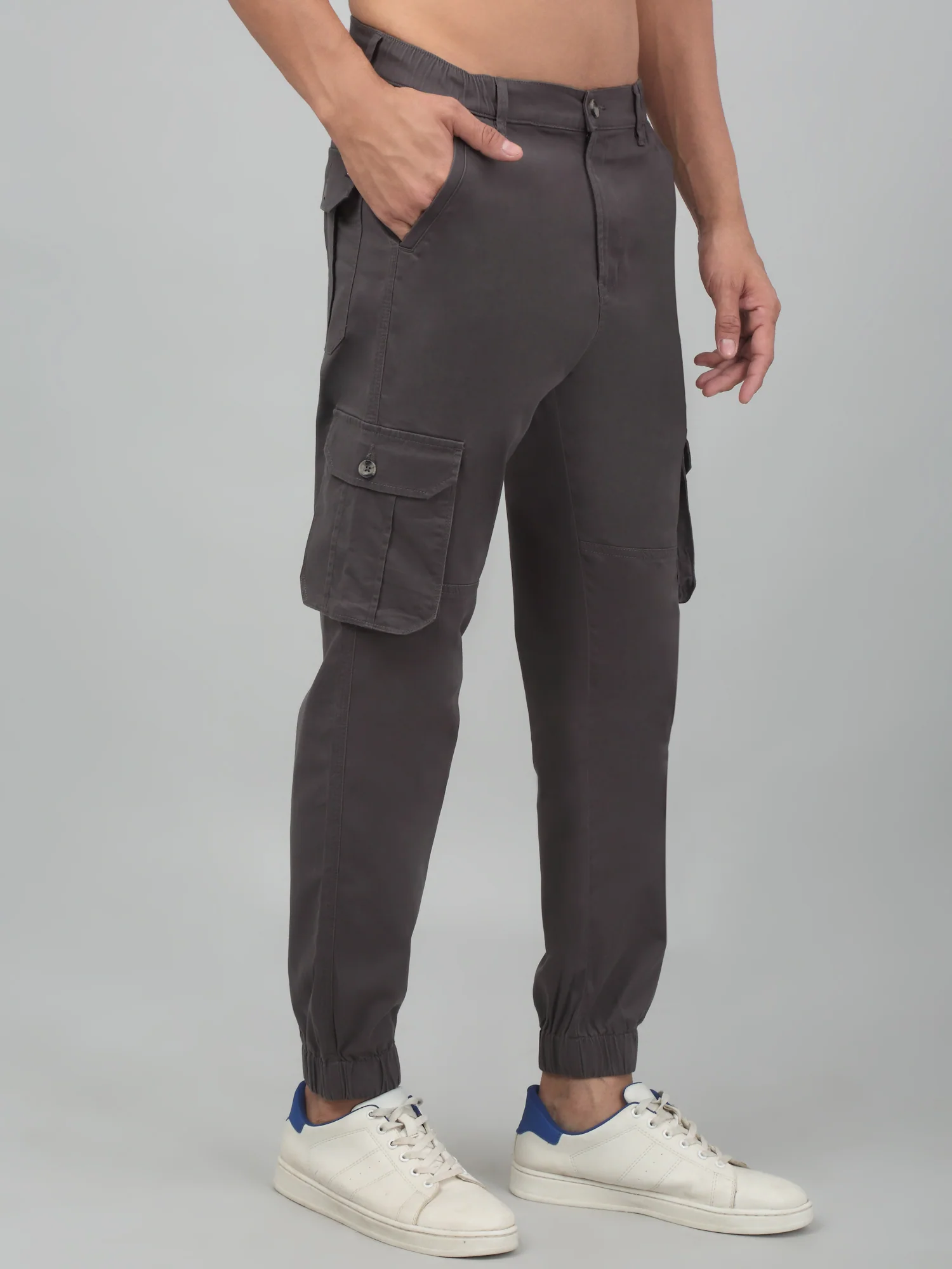 Men's Grey Solid Stretchable Cargo - Image 4