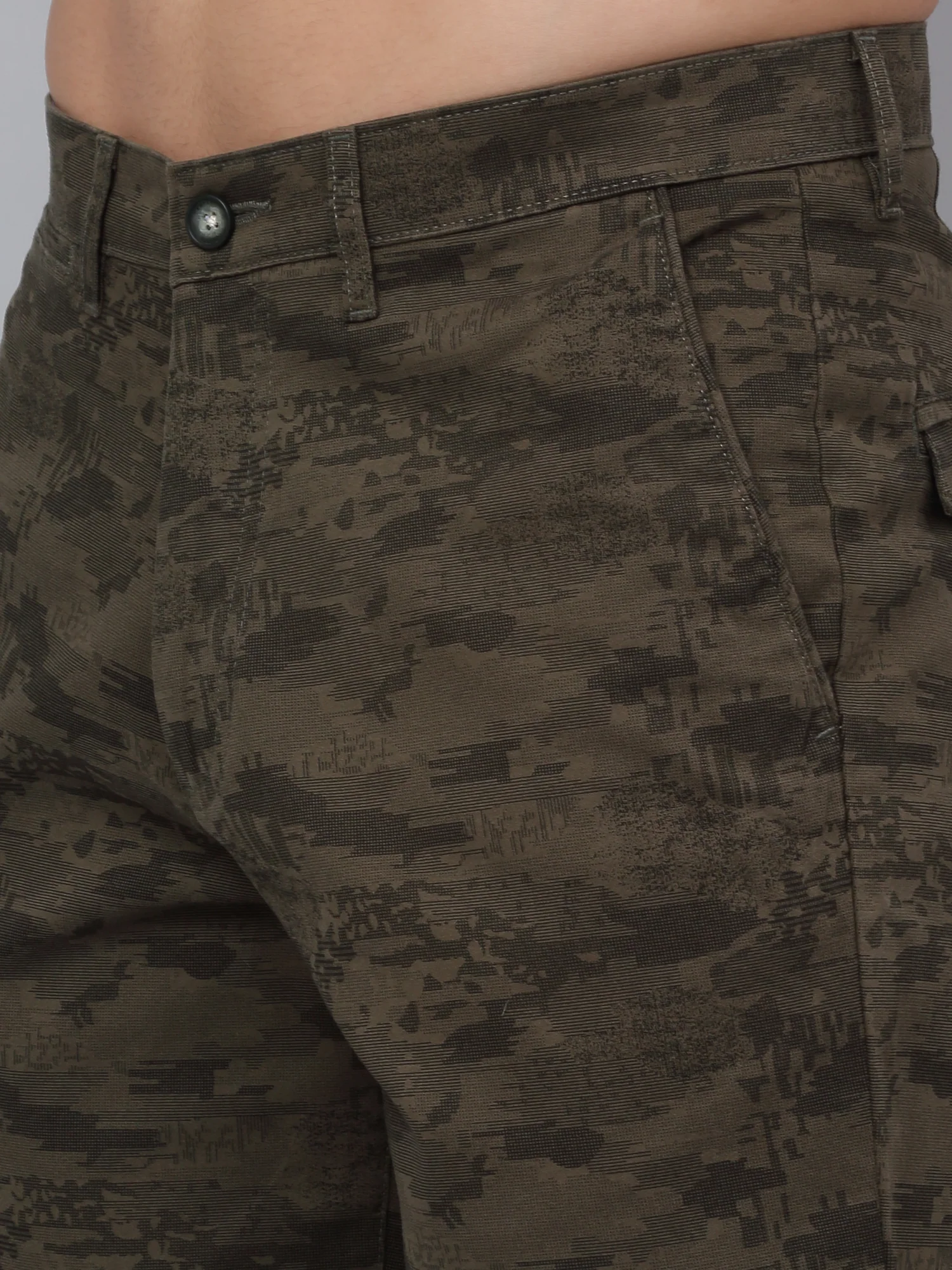 Men's Olive Green Camouflage Printed Bermuda - Image 5