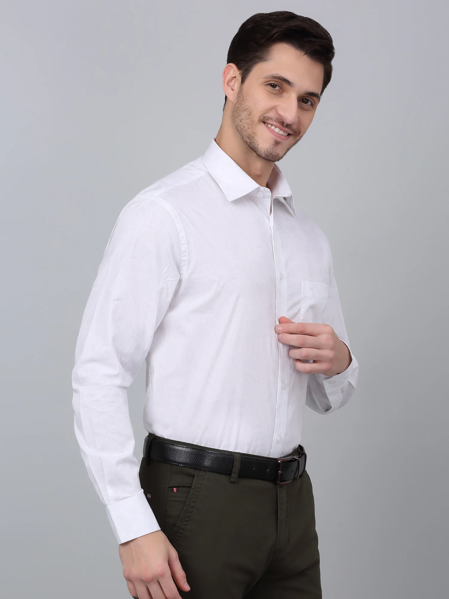 Men's White Formal Abstract Print Full Sleeve Shirt - Image 4