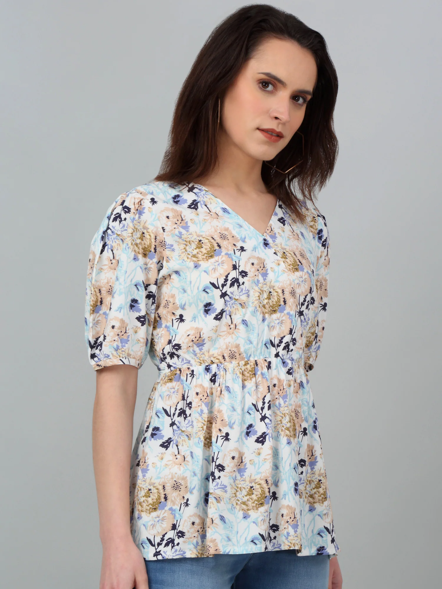 Women's Casual  Multi Colr Floral Print V neck Top - Image 4
