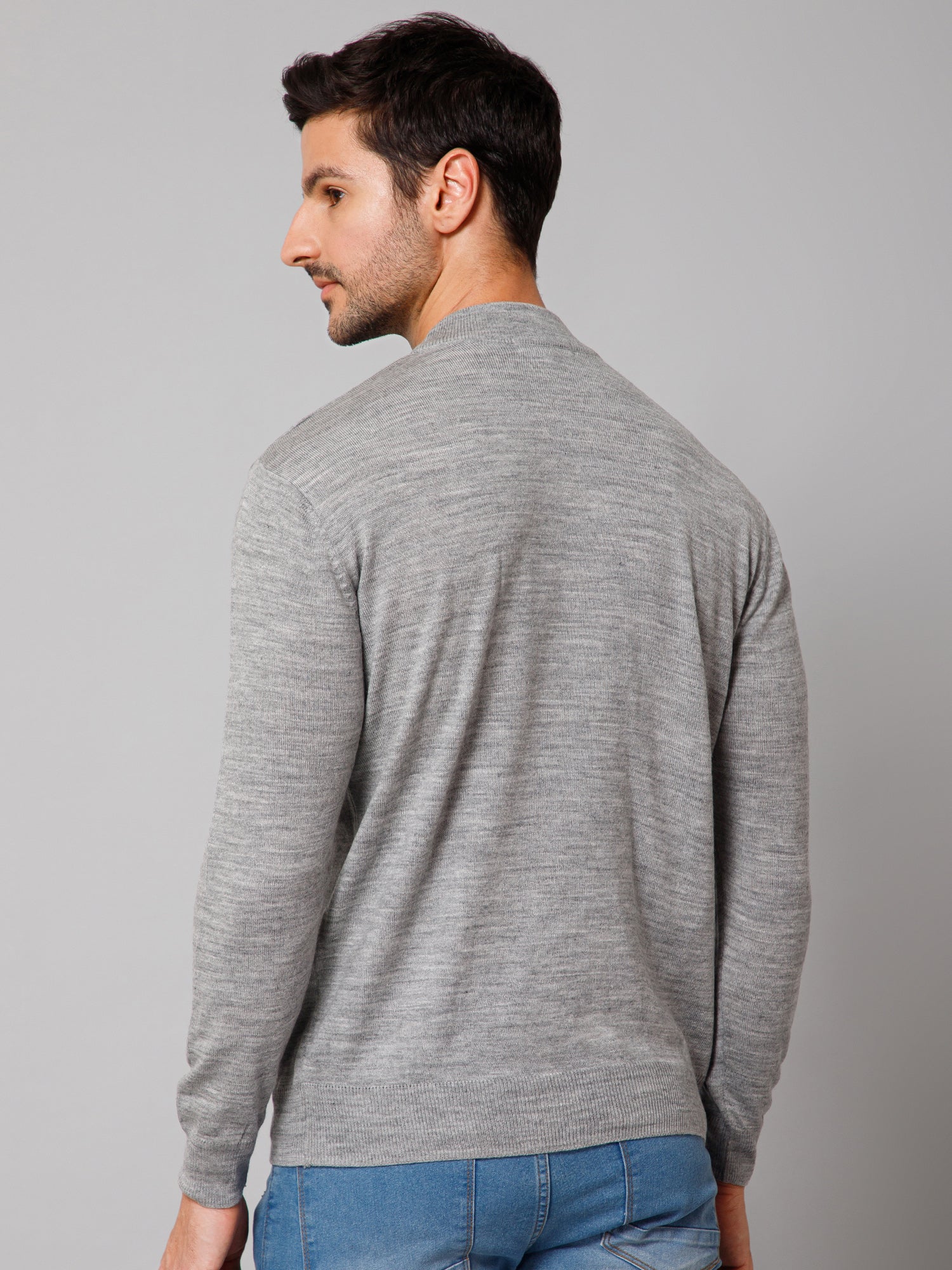 Solid Grey Full Sleeves Round Neck Regular Fit Casual Sweater for Men - Image 4