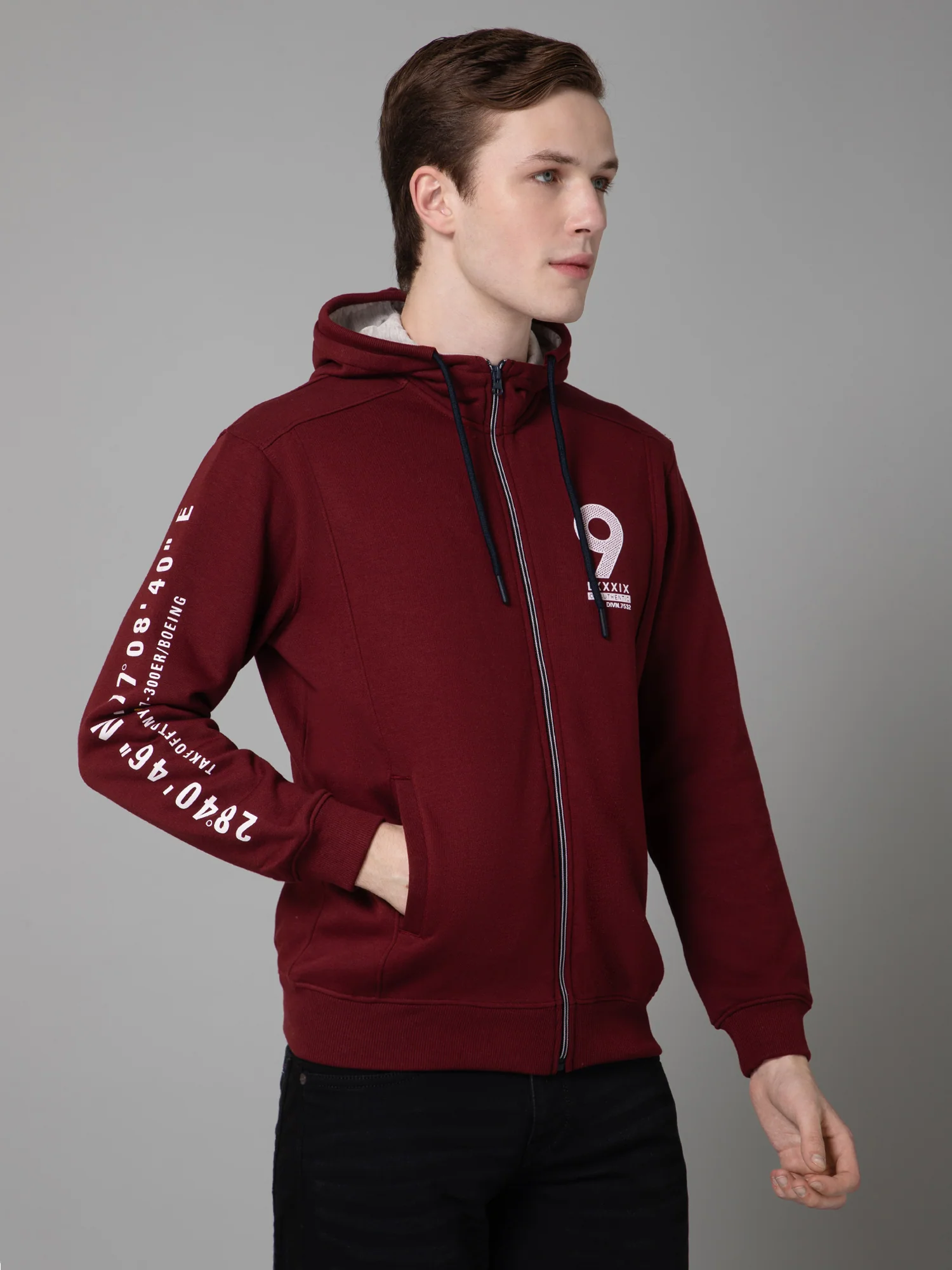 Solid Maroon Full Sleeves Hooded Neck Regular Fit Casual Sweatshirt for Men - Image 3