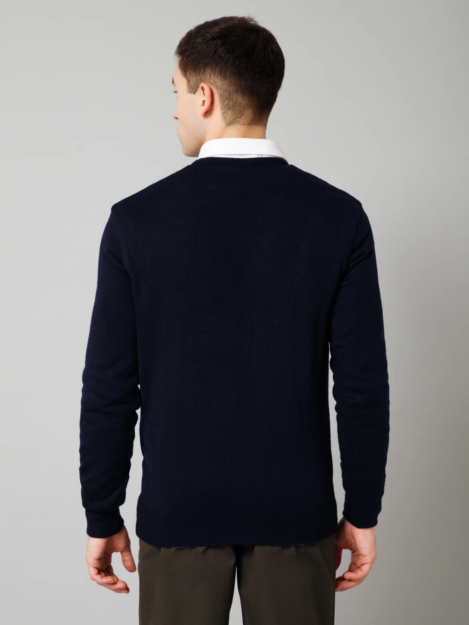 Solid Navy Blue Full Sleeves V Neck Reversible Regular Fit Casual Sweater for Men - Image 4