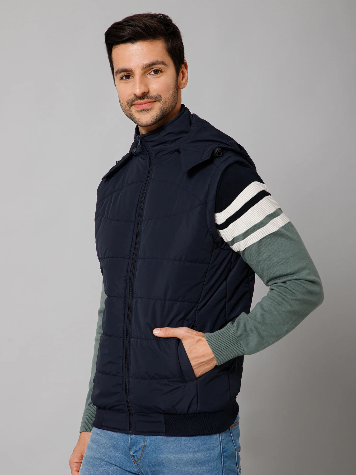 Solid Navy Blue Sleeveless Hooded Neck Regular Fit Casual Jacket for Men - Image 2