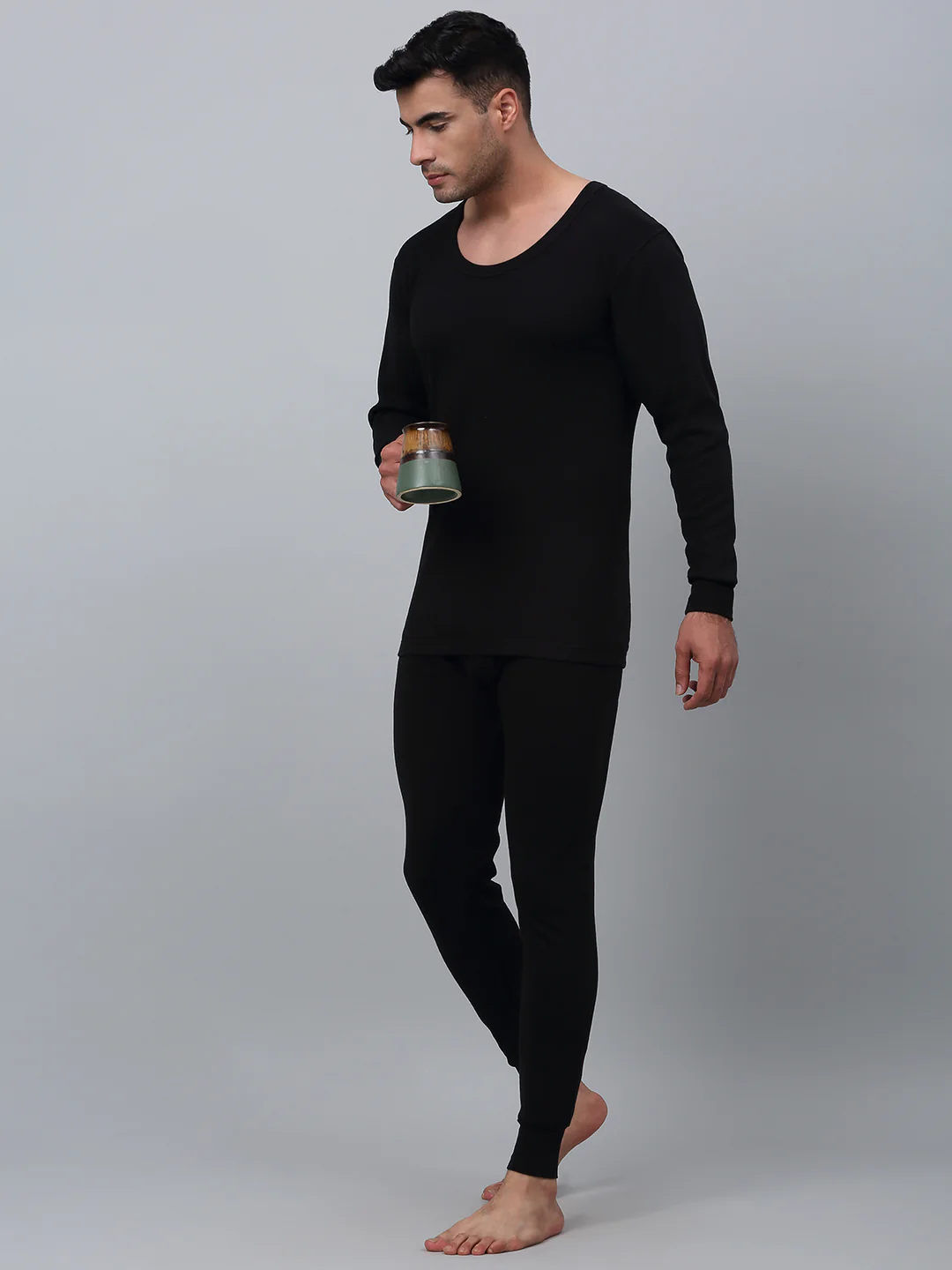 Solid Round Neck Full Sleeves Black Thermal Top For Men - Image 6