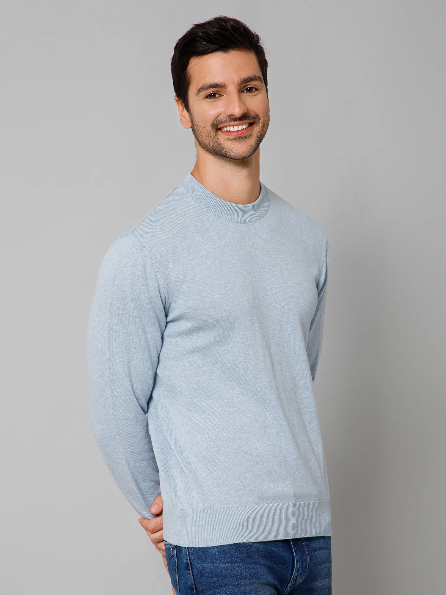 Solid Sky Blue Full Sleeves Round Neck Regular Fit Casual Sweater for Men - Image 3