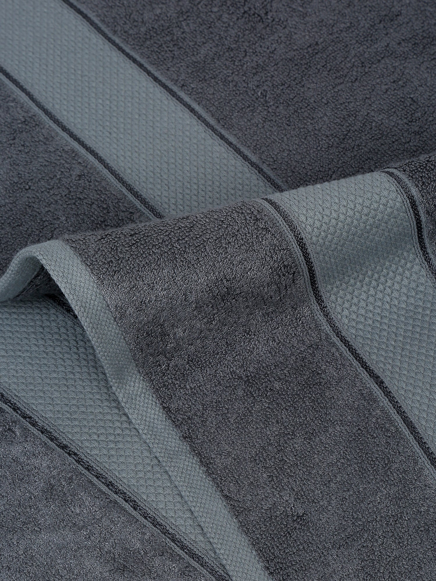 Unisex Dark grey Basic Terry Bath Towel - Image 5