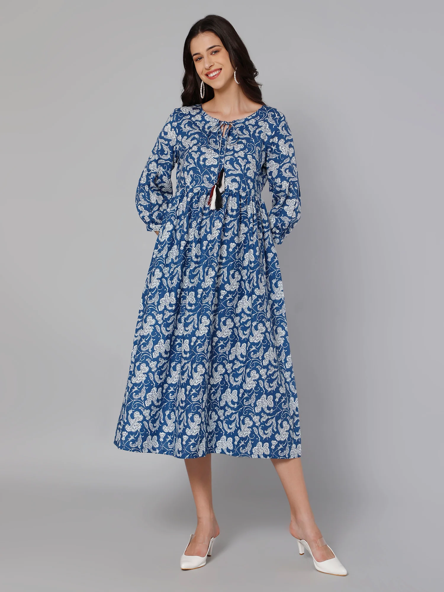 Women's Casual Tie up neck Blue Floral Print Fit & Flared Dress - Image 2